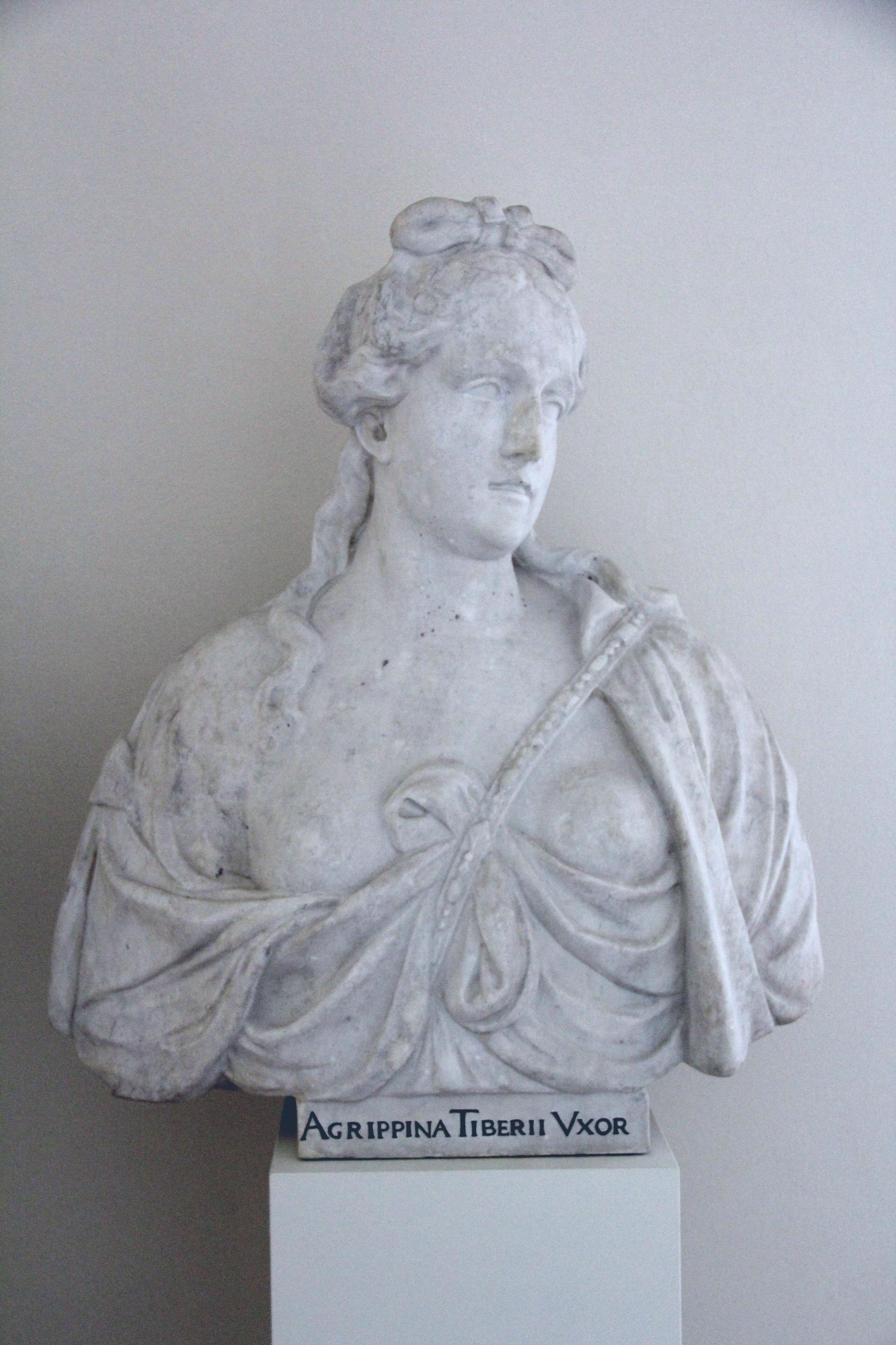 Eggers, Bartholomeus: Vipsania Agrippina, Skulpt.slg. 5116. (Stiftung Preußische Schlösser und Gärten Berlin-Brandenburg CC BY-NC-SA)