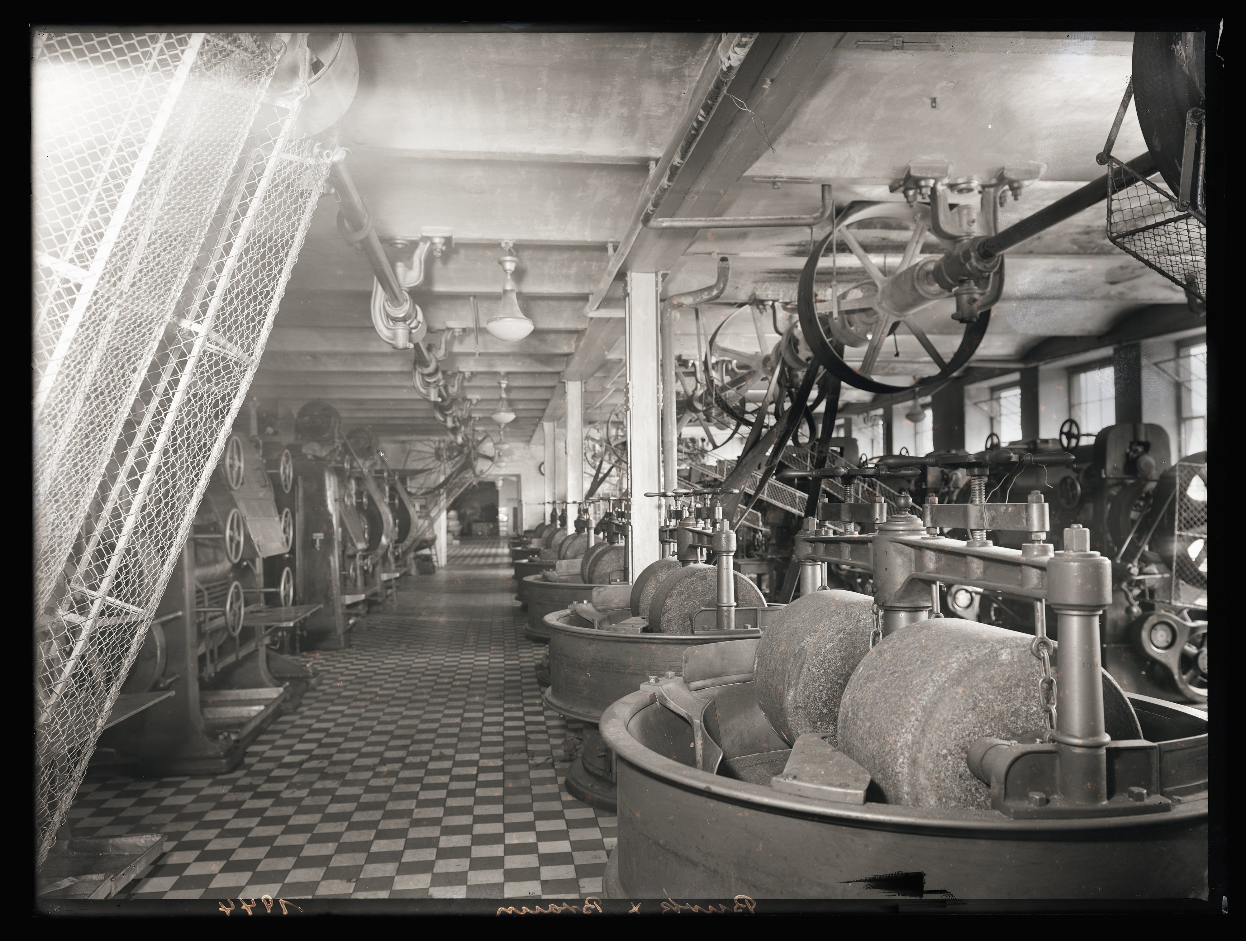 Burk & Braun, Kakao- und Schokoladenfabrik - Melangeur (Maschinenhalle) (Stadtmuseum Cottbus CC BY-NC-SA)