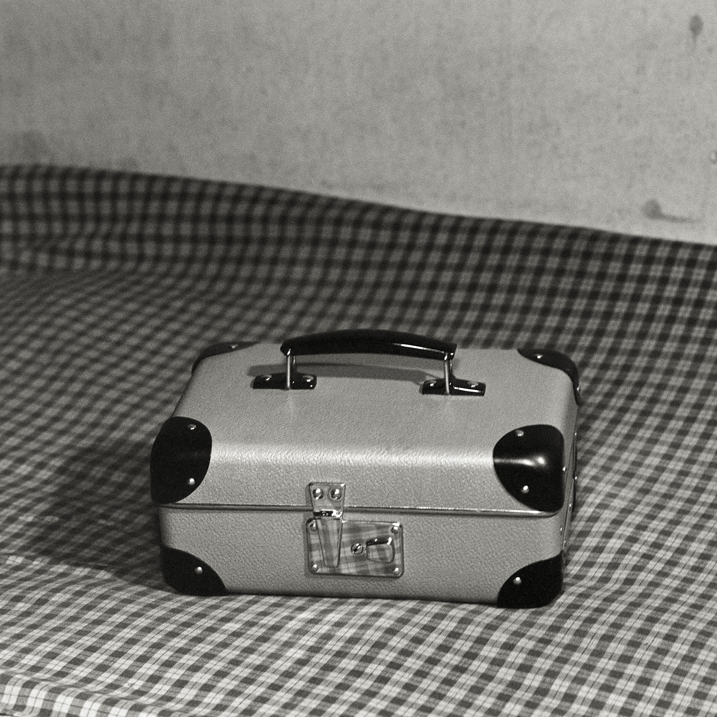Fotografie eines Kinderkoffers (Müllroser Heimatmuseum im Haus des Gastes CC BY-NC-SA)