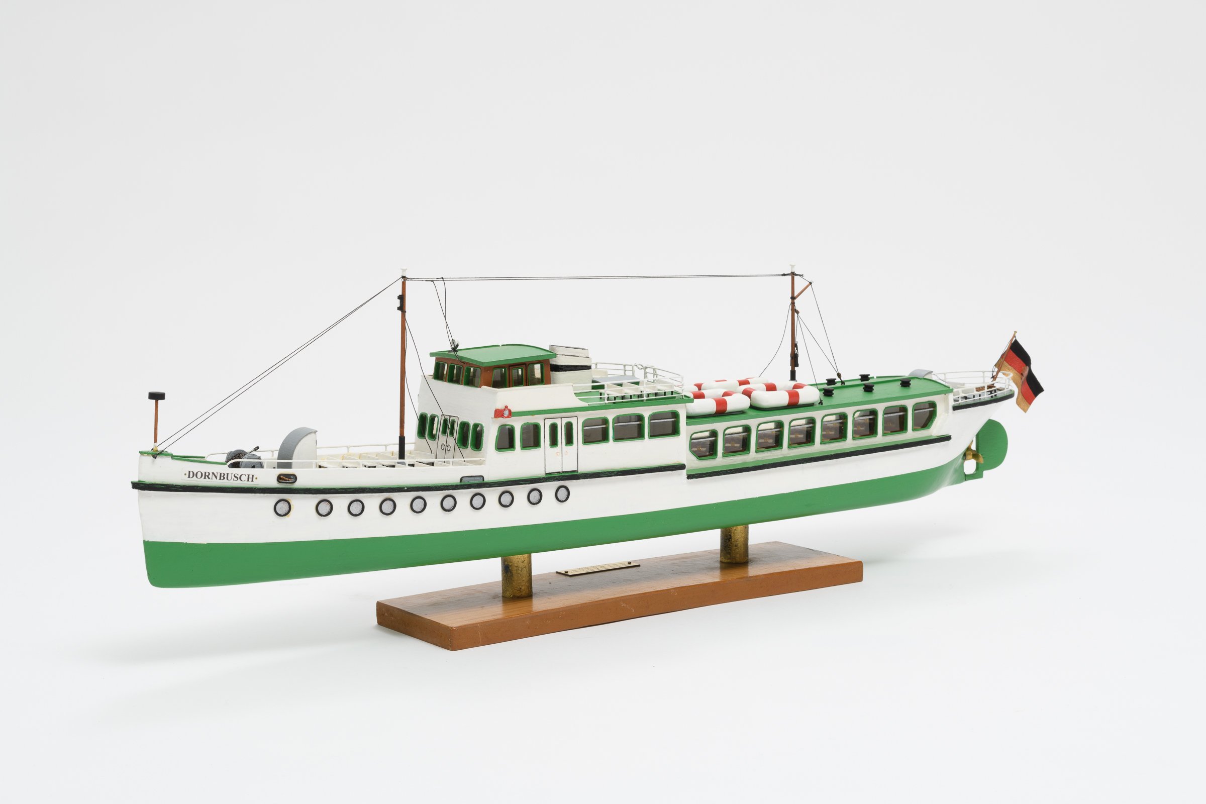 Modell Motorschiff DORNBUSCH (Binnenschifffahrts-Museum Oderberg CC BY-NC-SA)
