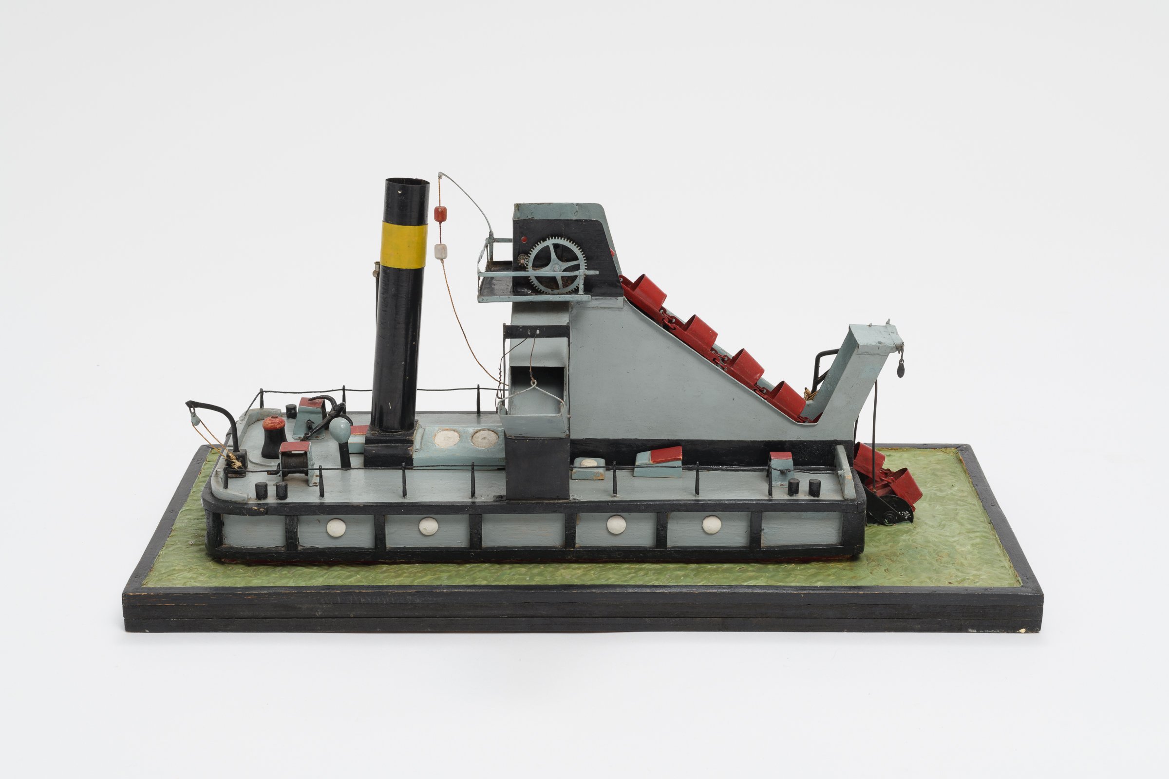 Modell eines Eimerkettenbaggers (Binnenschifffahrts-Museum Oderberg CC BY-NC-SA)