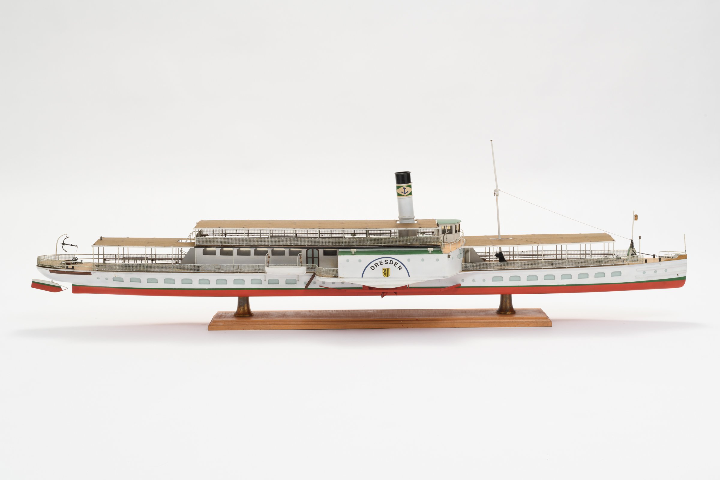 Modell Seiteraddampfer DRESDEN (Binnenschifffahrtsmuseum Oderberg CC BY-NC-SA)