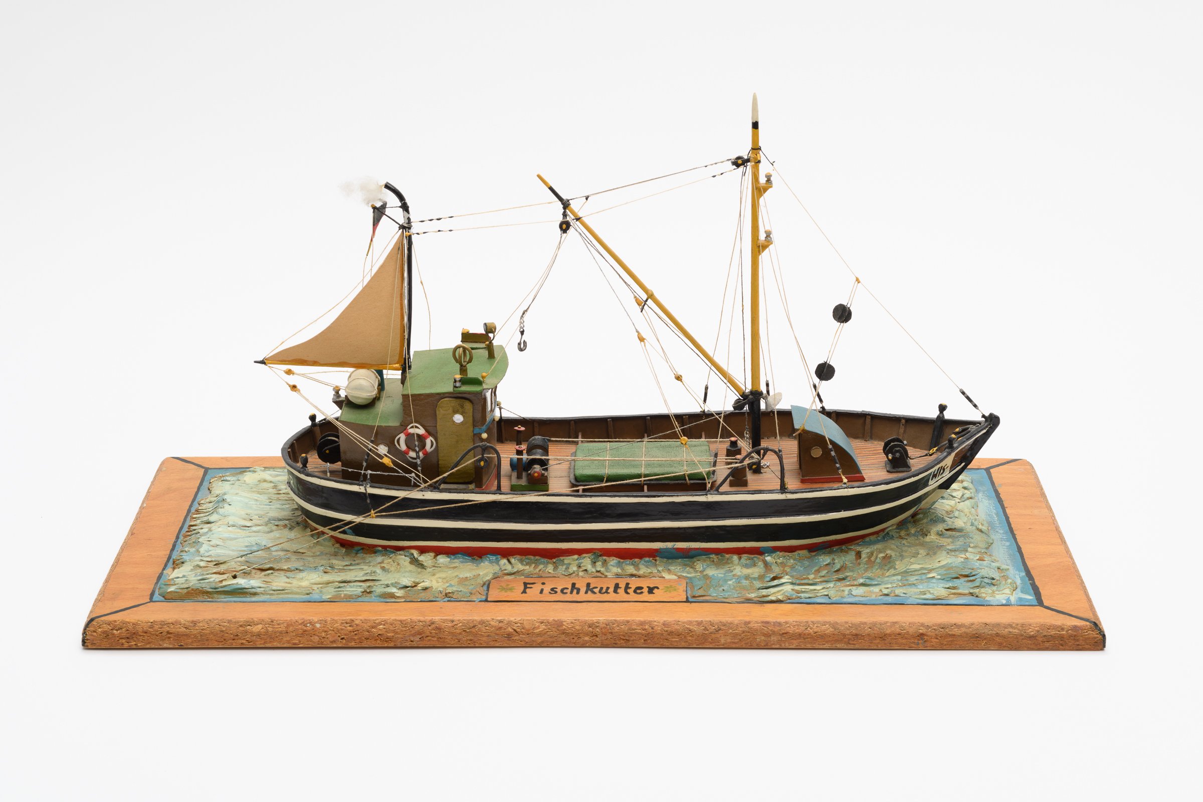 Modell Fischkutter WISMAR (Binnenschifffahrtsmuseum Oderberg CC BY-NC-SA)
