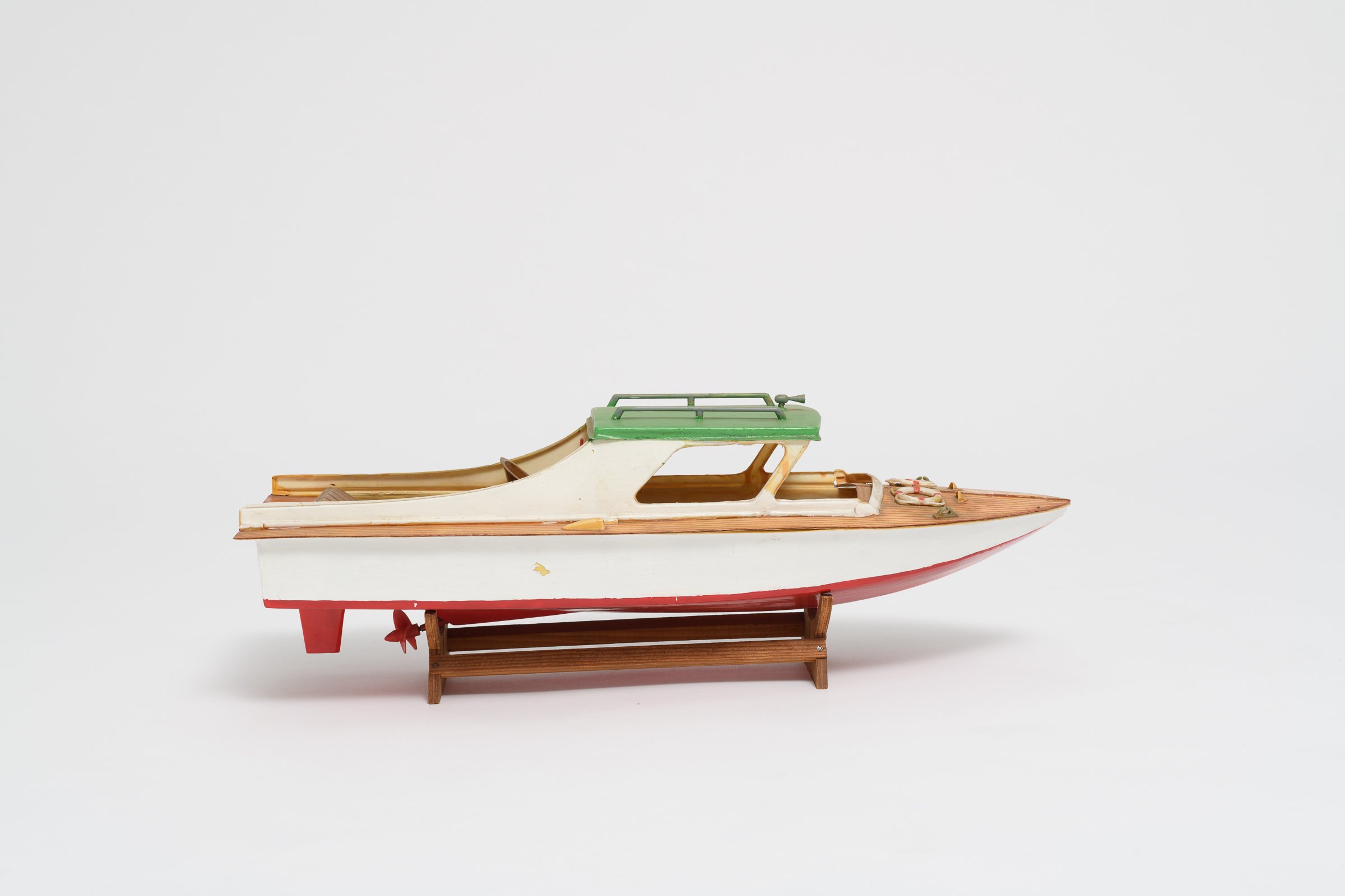 Modell Sportboot (Binnenschifffahrtsmuseum Oderberg CC BY-NC-SA)