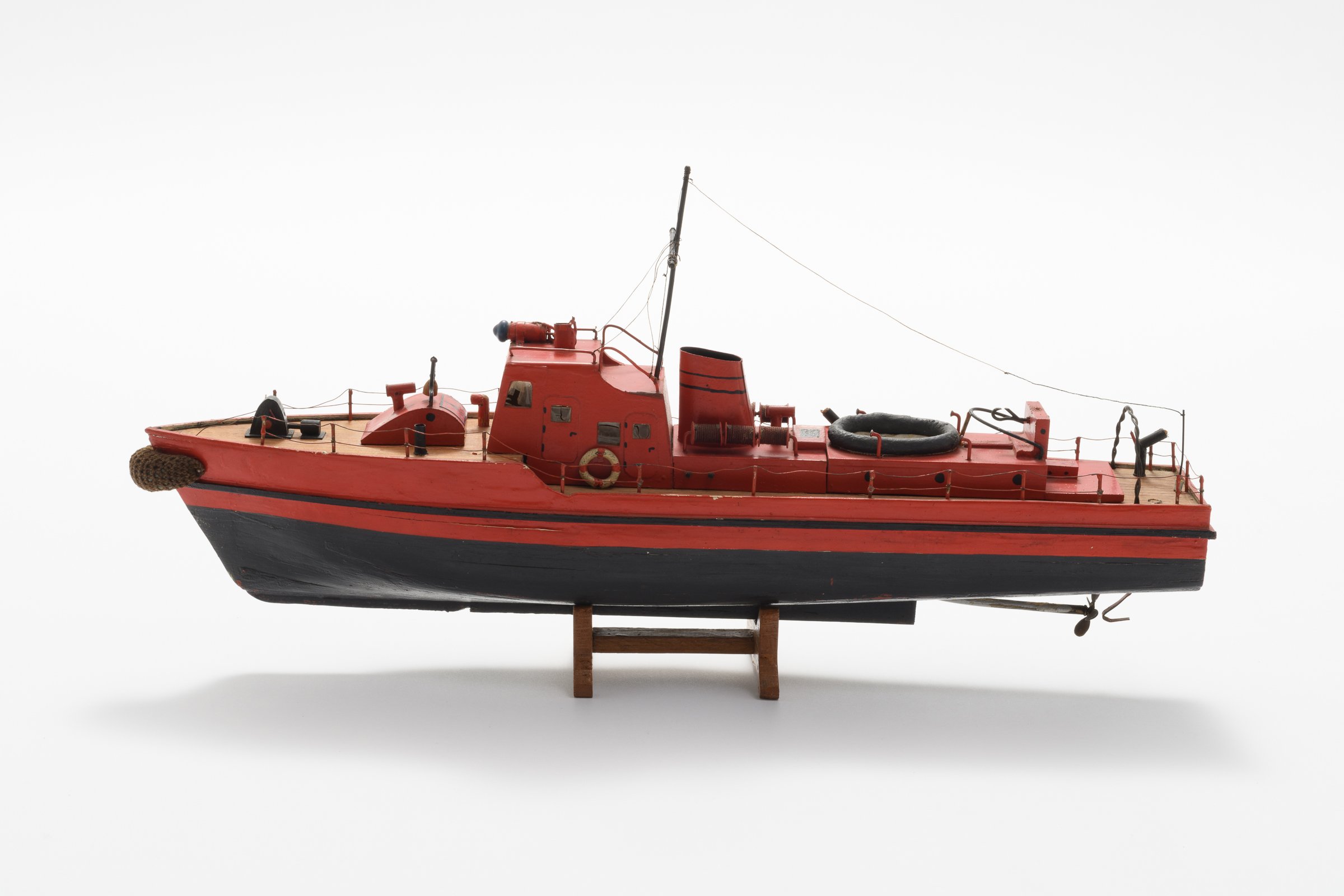 Modell eines Feuerlöschbootes (Binnenschifffahrts-Museum Oderberg CC BY-NC-SA)