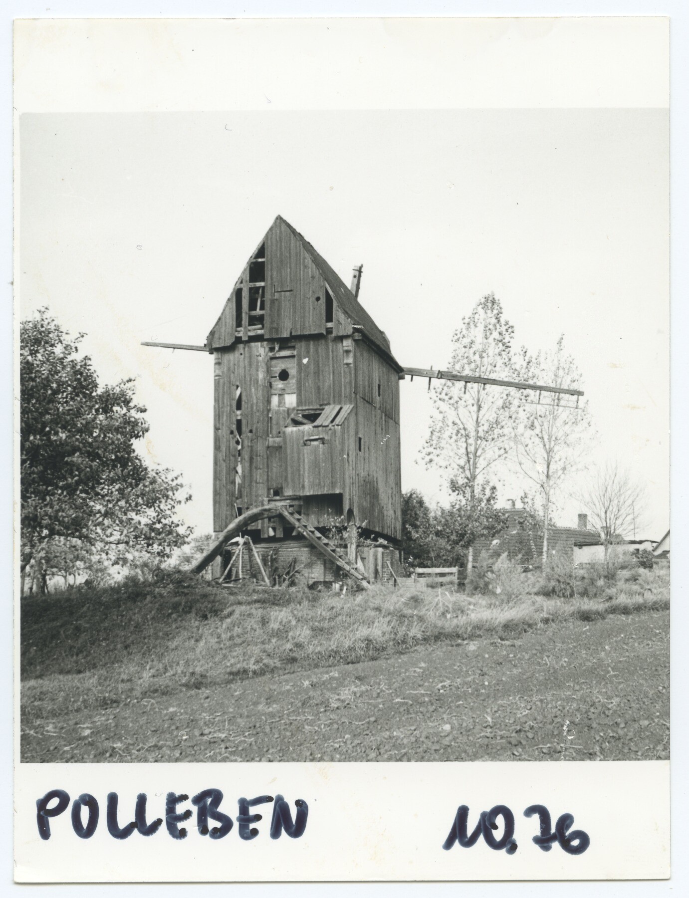 Bockwindmühle Polleben (Historische Mühle von Sanssouci CC BY-NC-ND)