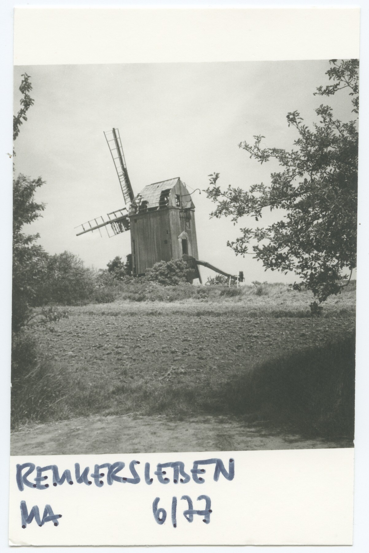 Bockwindmühle Remkersleben (Historische Mühle von Sanssouci CC BY-NC-ND)