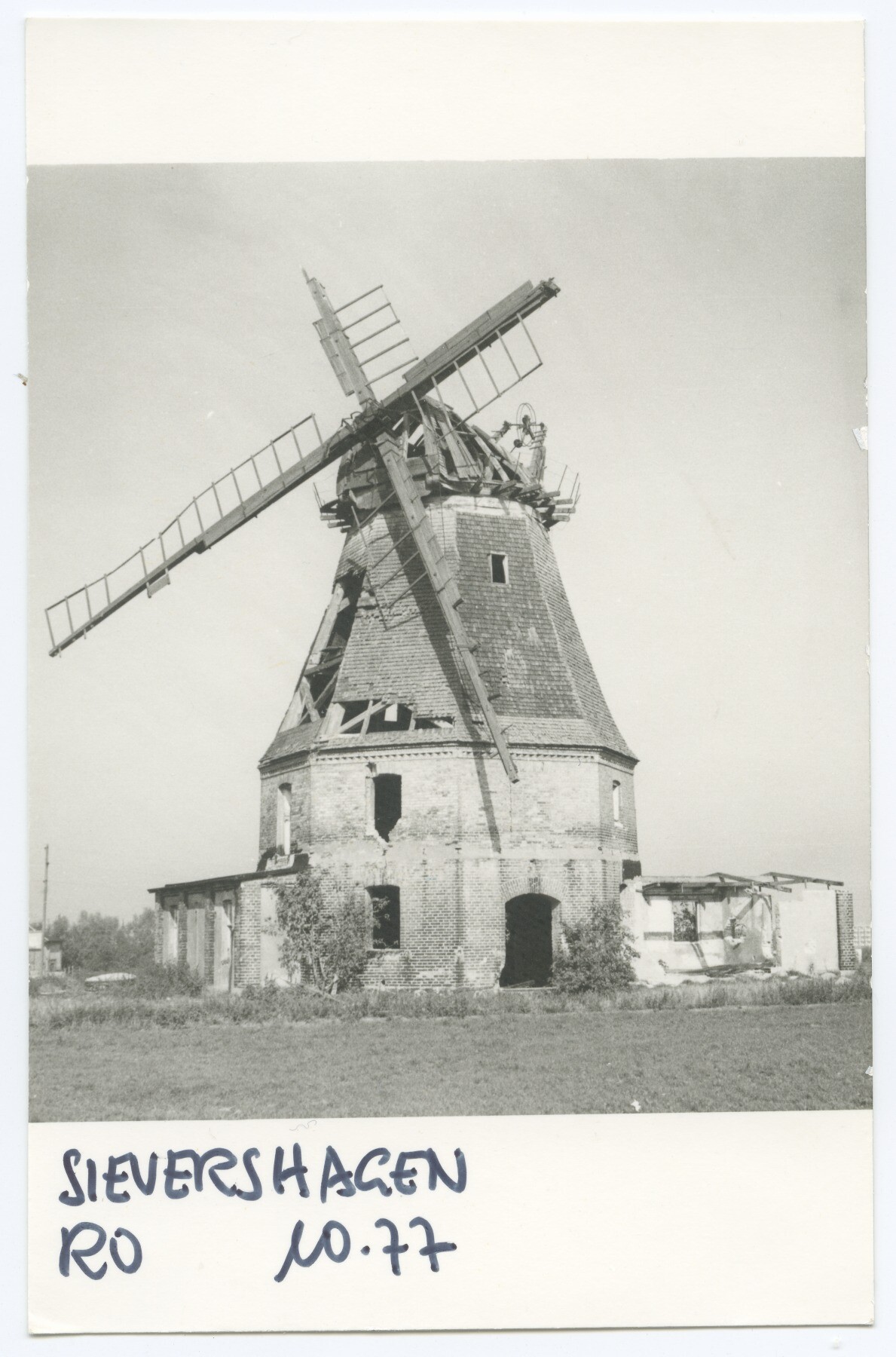 Galerieholländerwindmühle Sievershagen (Historische Mühle von Sanssouci CC BY-NC-ND)
