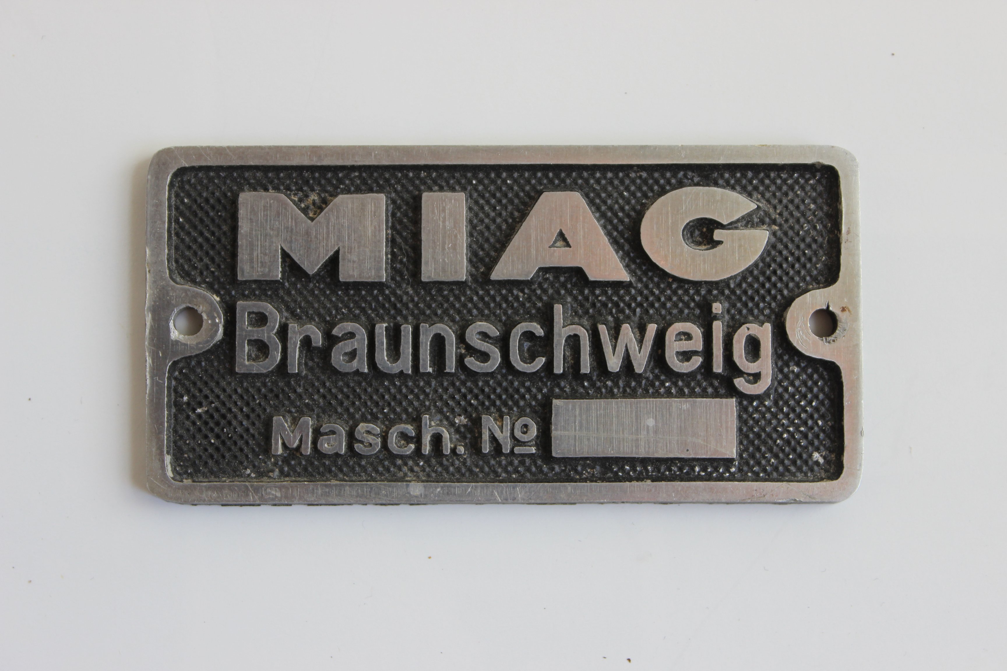 Firmenschild MIAG, Nr.: [x] (Historische Mühle von Sanssouci CC BY-NC-SA)