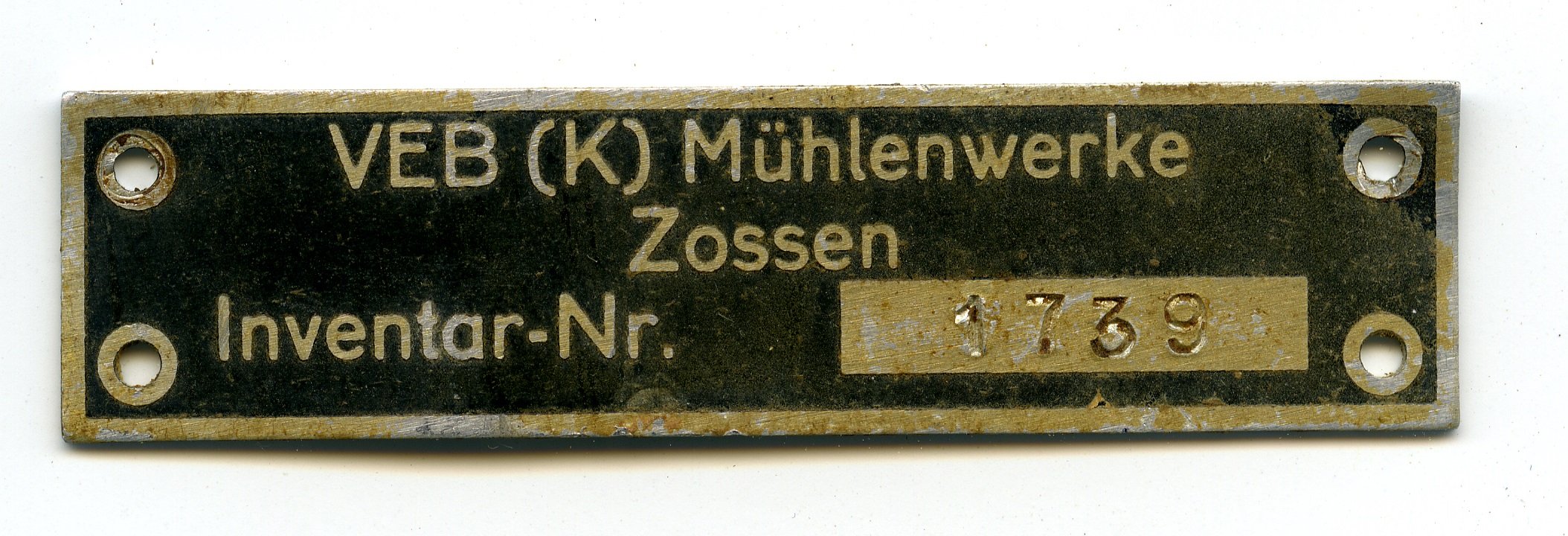 Inventarschild VEB (K) Mühlenwerke Zossen. Nr. 1739 (Historische Mühle von Sanssouci CC BY-NC-SA)