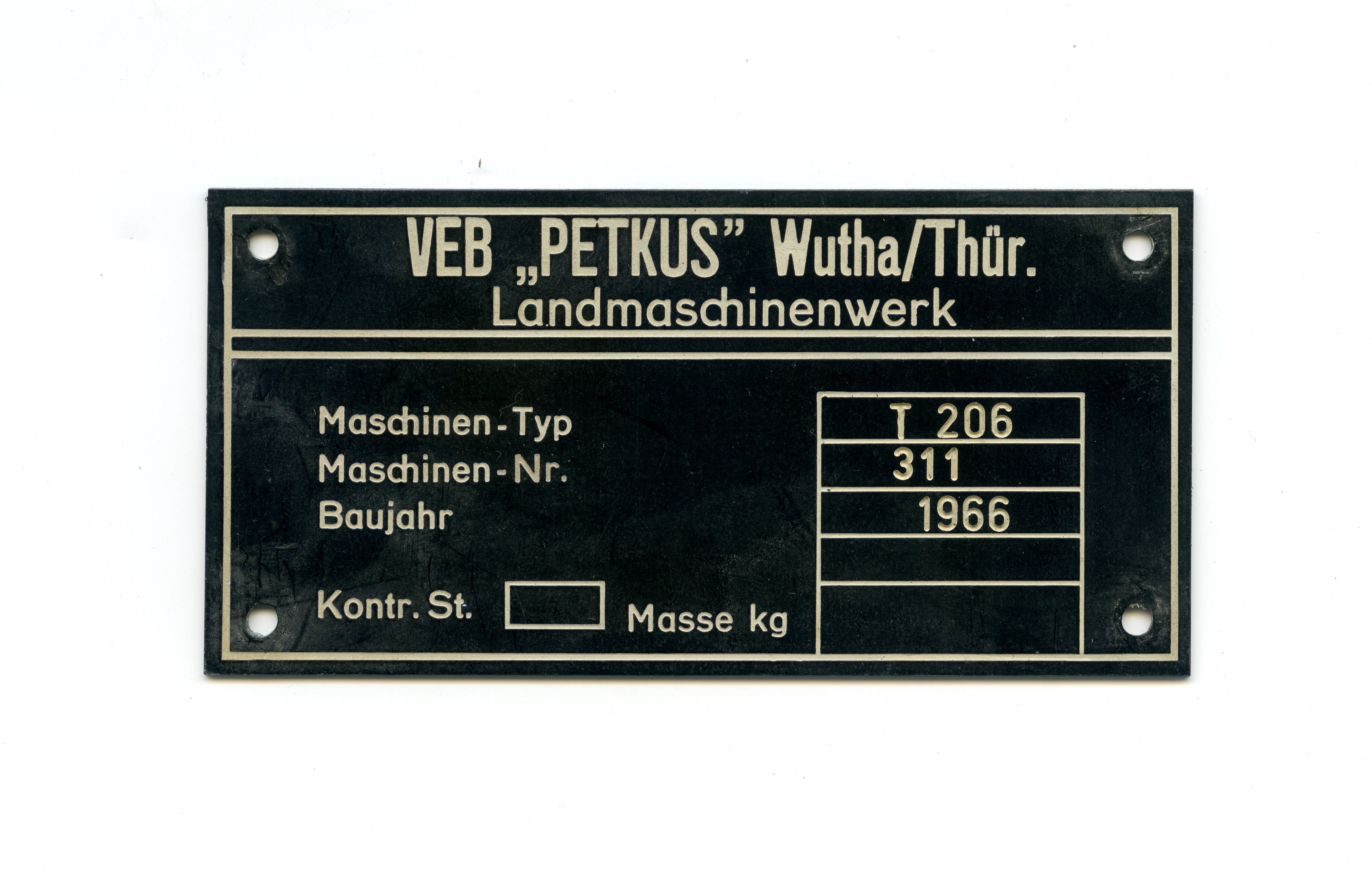 Typenschild des VEB „Petkus“, Nr. 311 (Historische Mühle von Sanssouci CC BY-NC-SA)