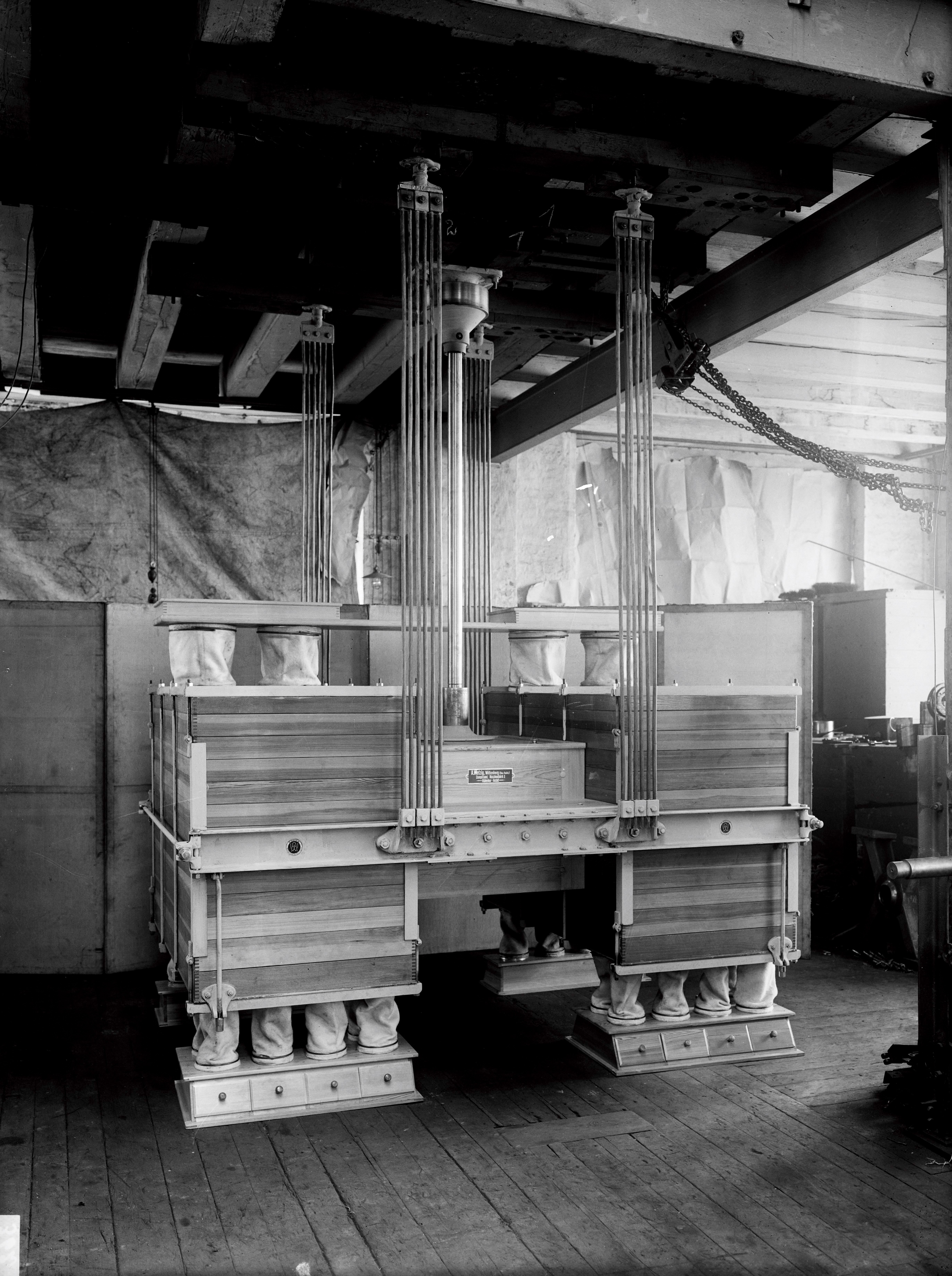 Wetzig: freischwingender Plansichter (Historische Mühle von Sanssouci CC BY-NC-SA)