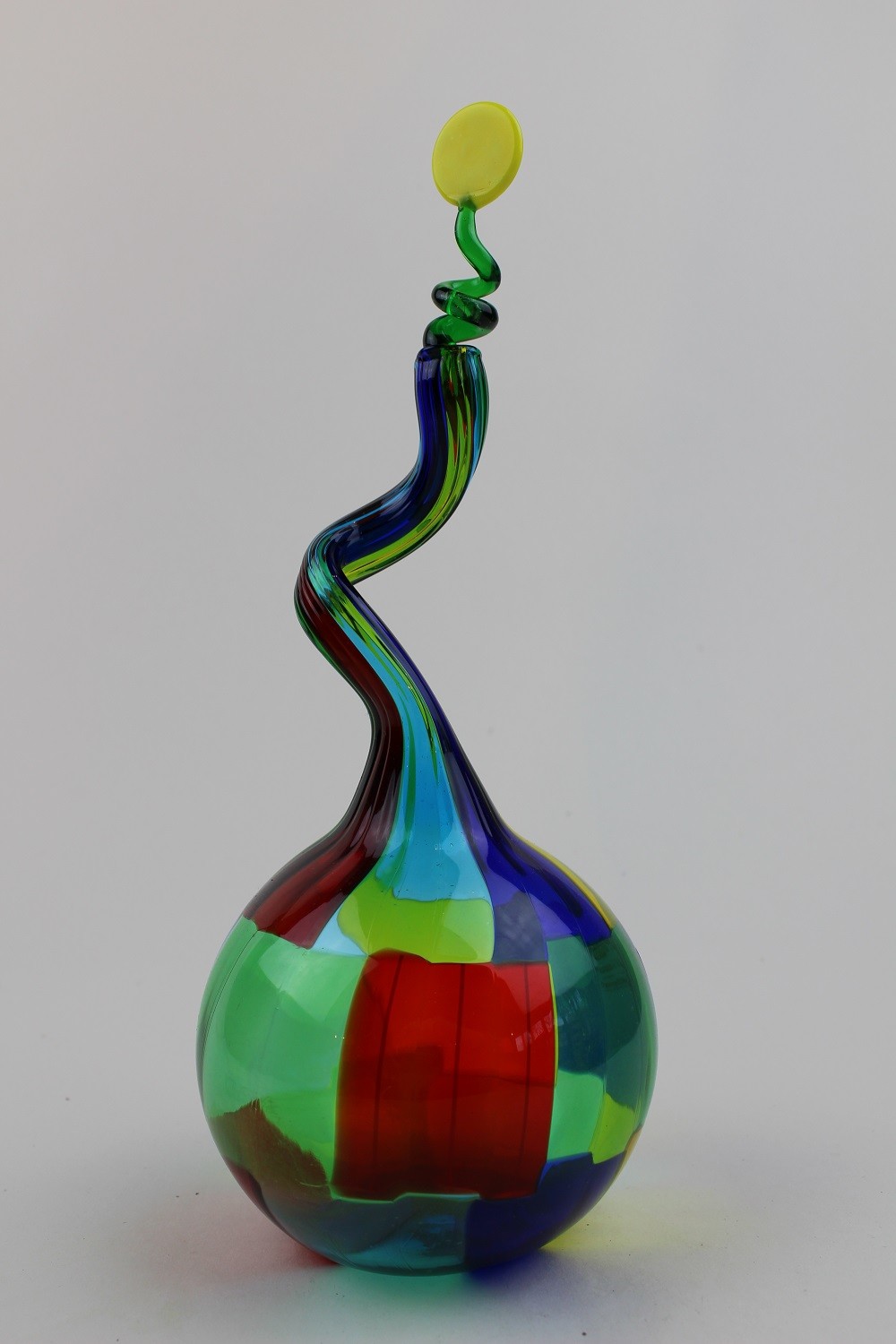 Glasobjekt, italienisches Studioglas (Museum Baruther Glashütte CC BY-NC-SA)