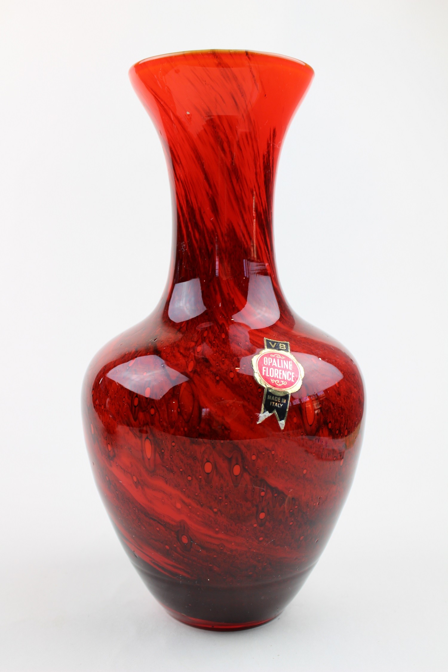 Rotgemaserte Vase (Museum Baruther Glashütte CC BY-NC-SA)