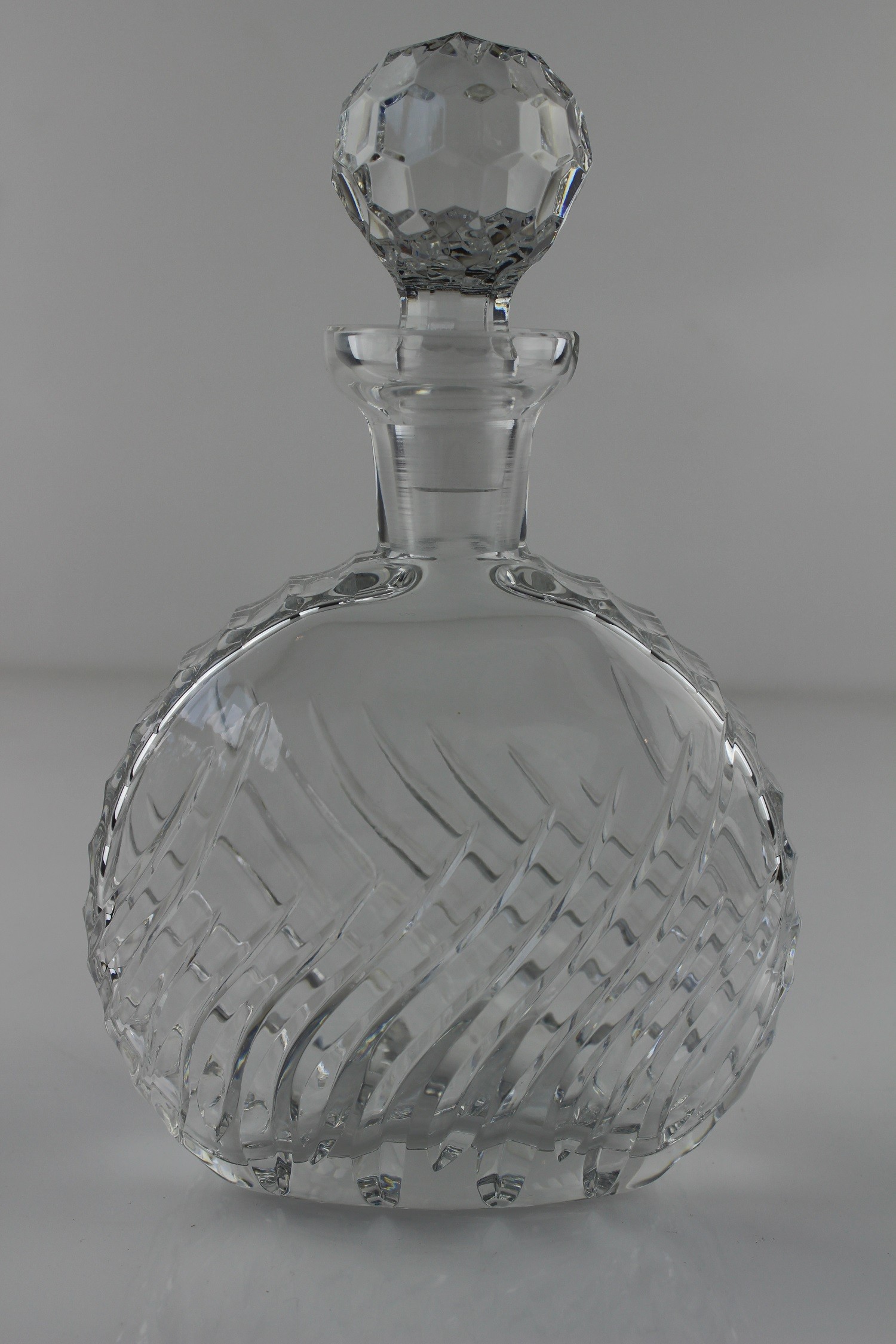 Likörflasche (Museum Baruther Glashütte CC BY-NC-SA)