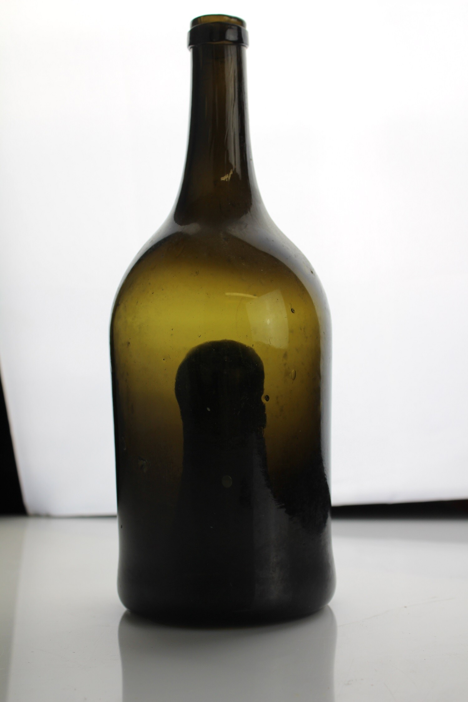Cheat bottle (Museum Baruther Glashütte CC BY-NC-SA)
