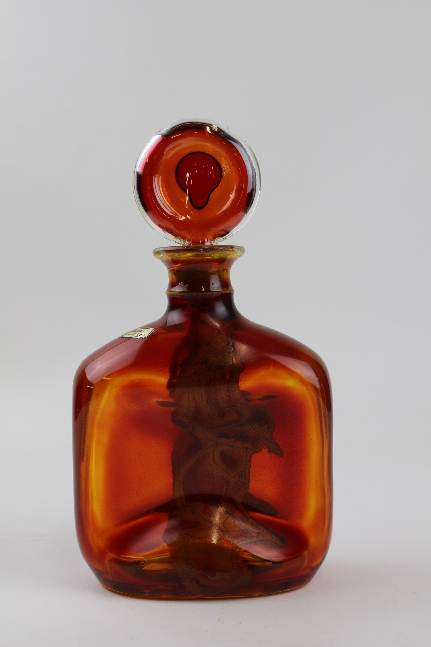 Glasflasche mit Stöpsel (Museum Baruther Glashütte CC BY-NC-SA)