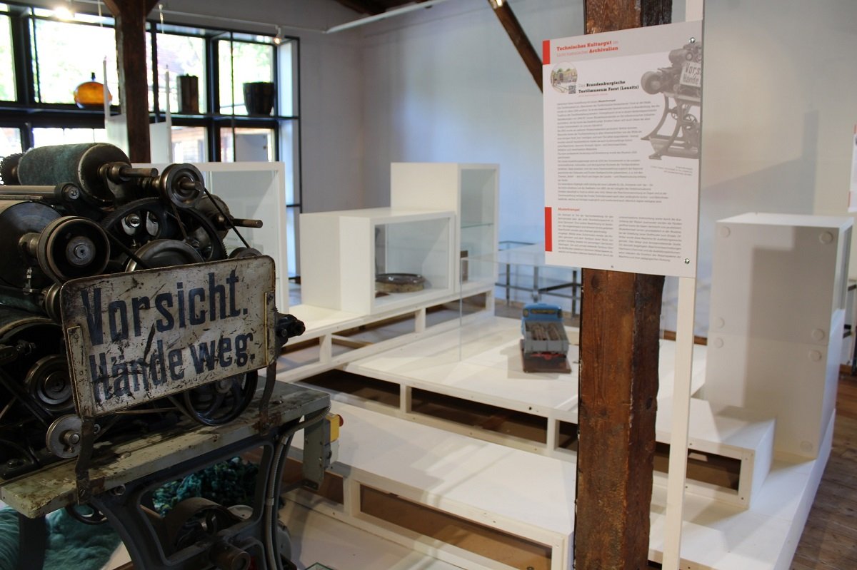 Textilmaschine (Musterkrempel) (Museum Baruther Glashütte CC BY-NC-SA)