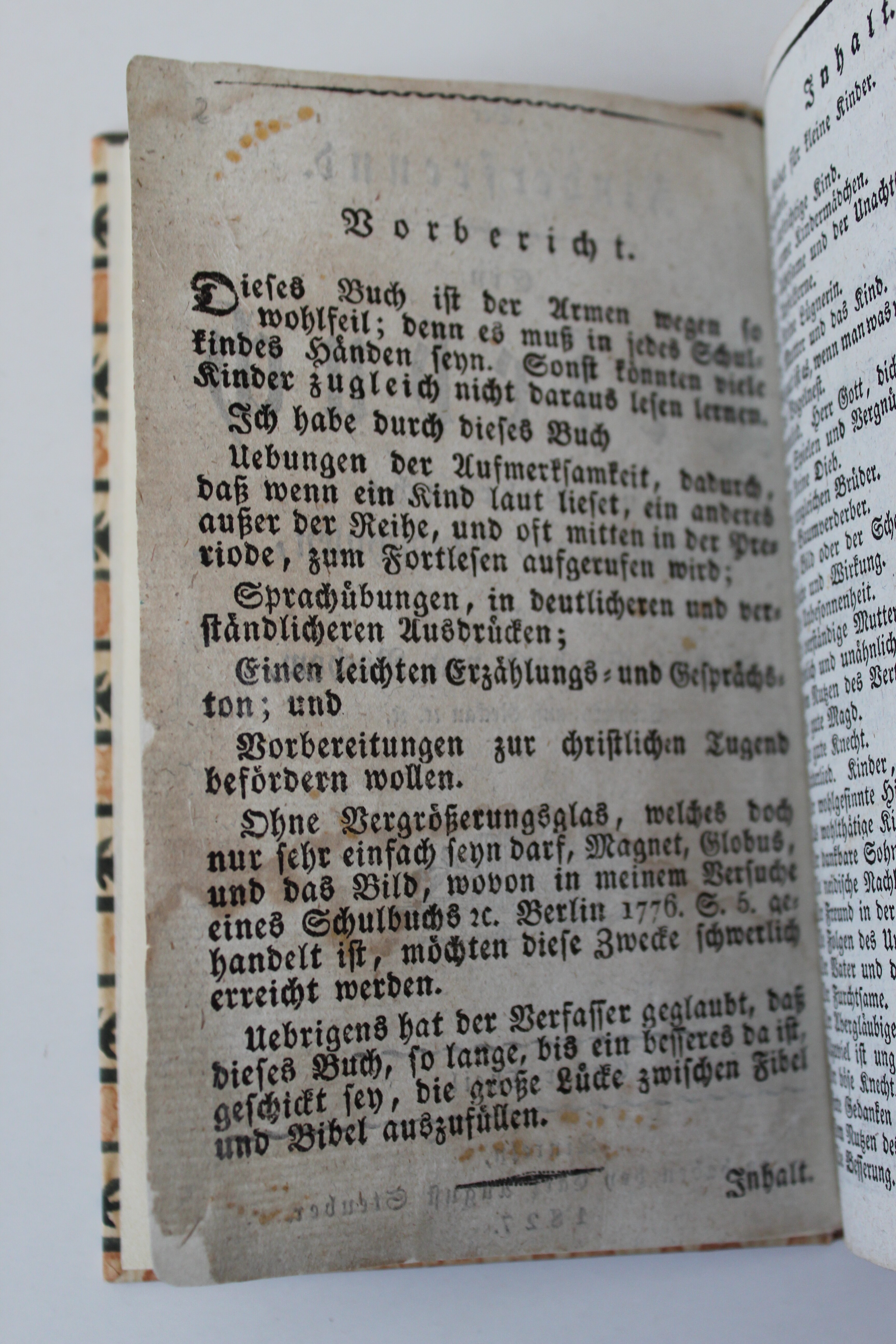 Der Kinderfreund. Ein Lesebuch zum Gebrauche in Stadt- und Landschulen, von Friedrich Eberhardt. von Rochow. Rinteln, 1827 (Reckahner Museen CC BY-NC-SA)