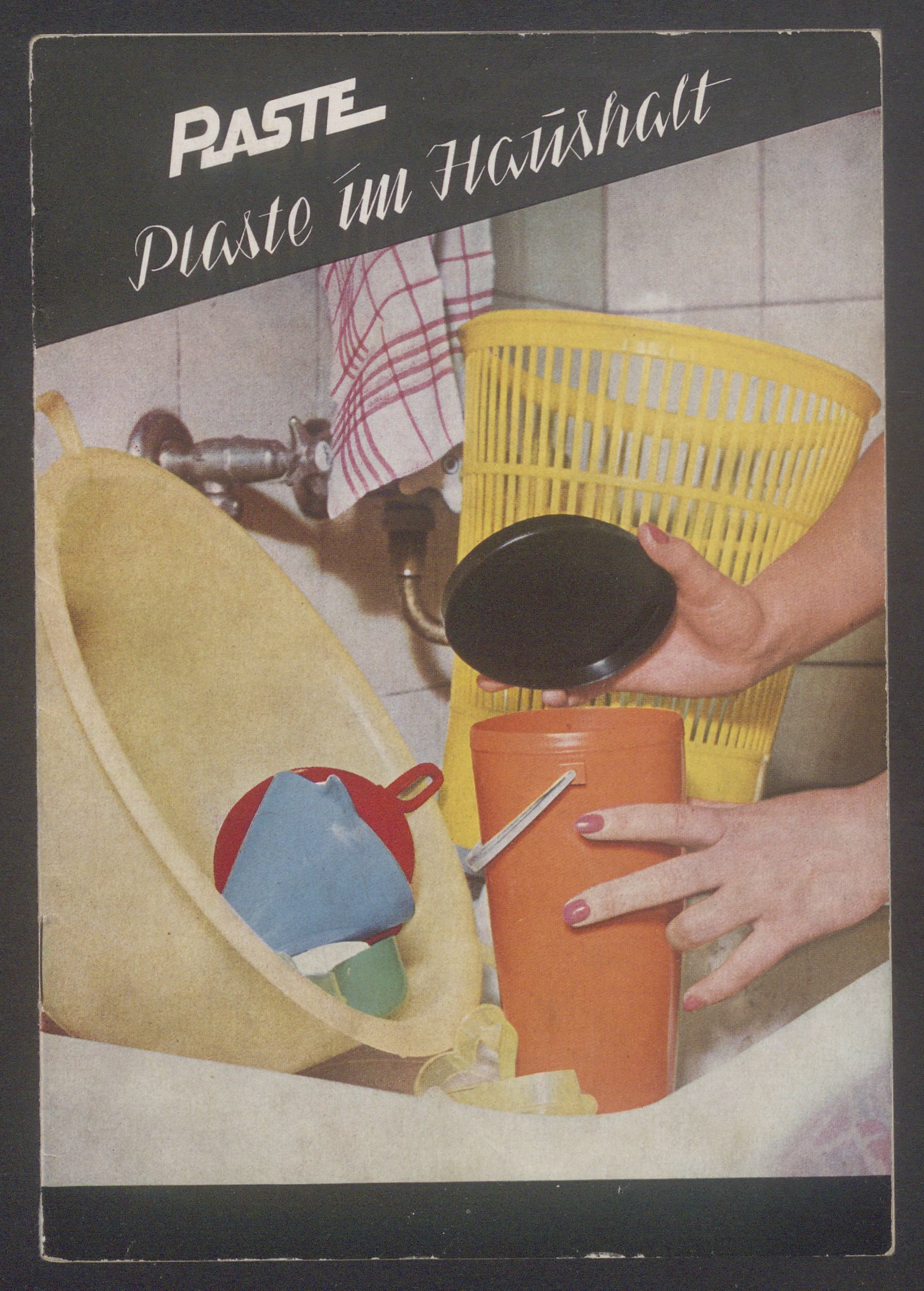 Produktkatalog "Plaste im Haushalt" (Museum und Galerie Falkensee CC BY-NC-SA)