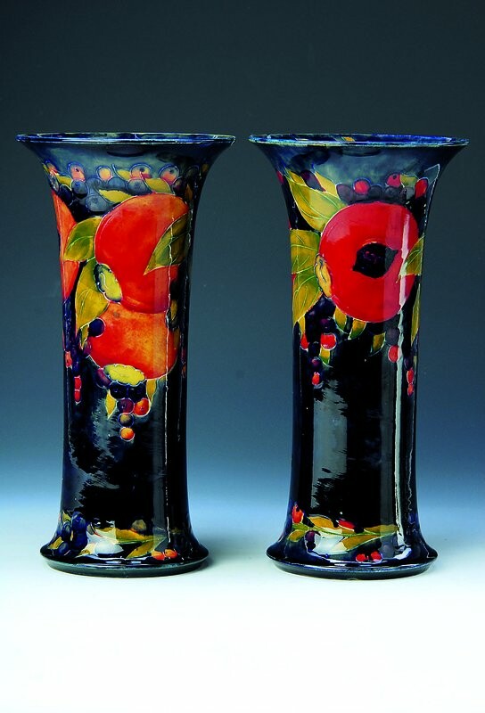 Vasenpaar, William Moorcroft (Henrys CC BY-NC-SA)