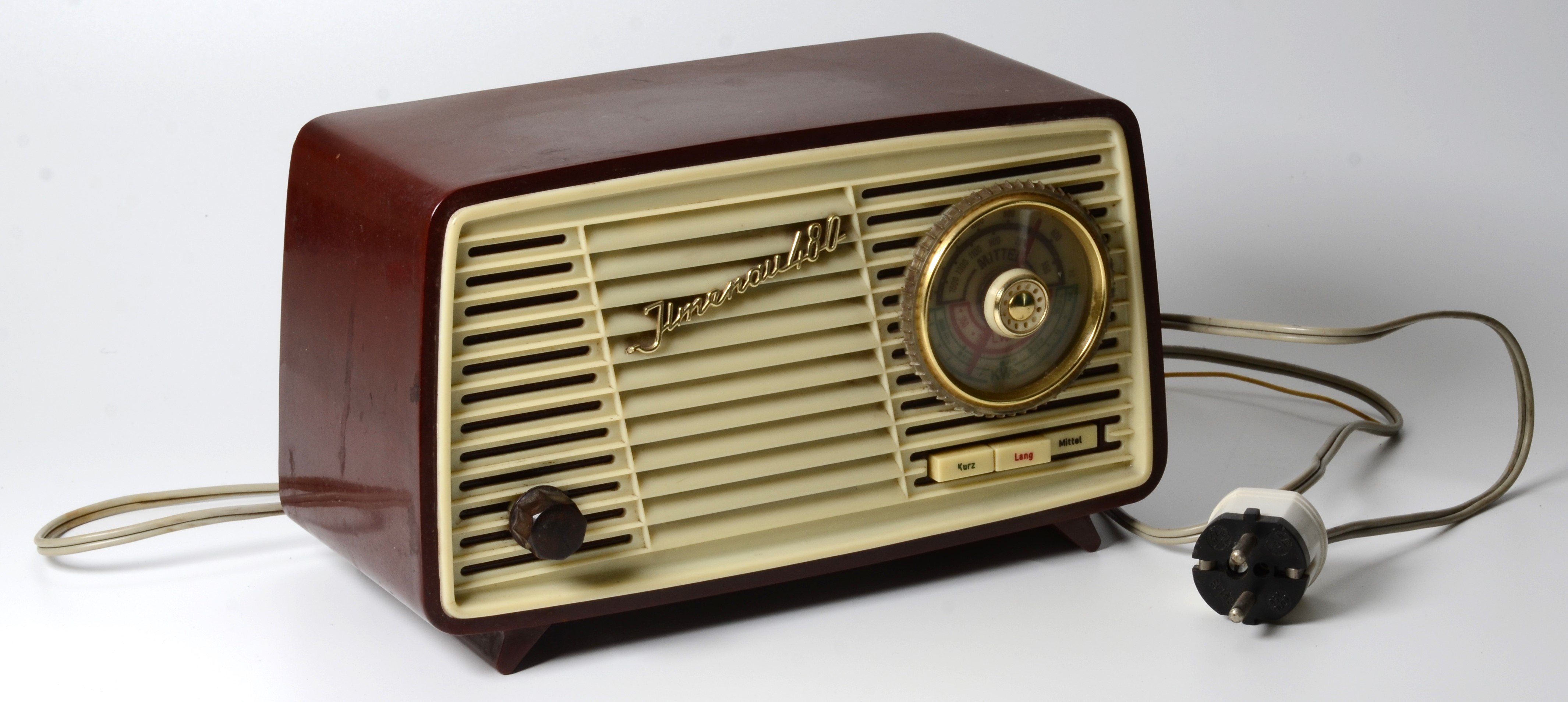 Radio: Ilmenau 480 des VEB Sternradio aus Sonneberg (DDR Geschichtsmuseum im Dokumentationszentrum Perleberg CC BY-SA)