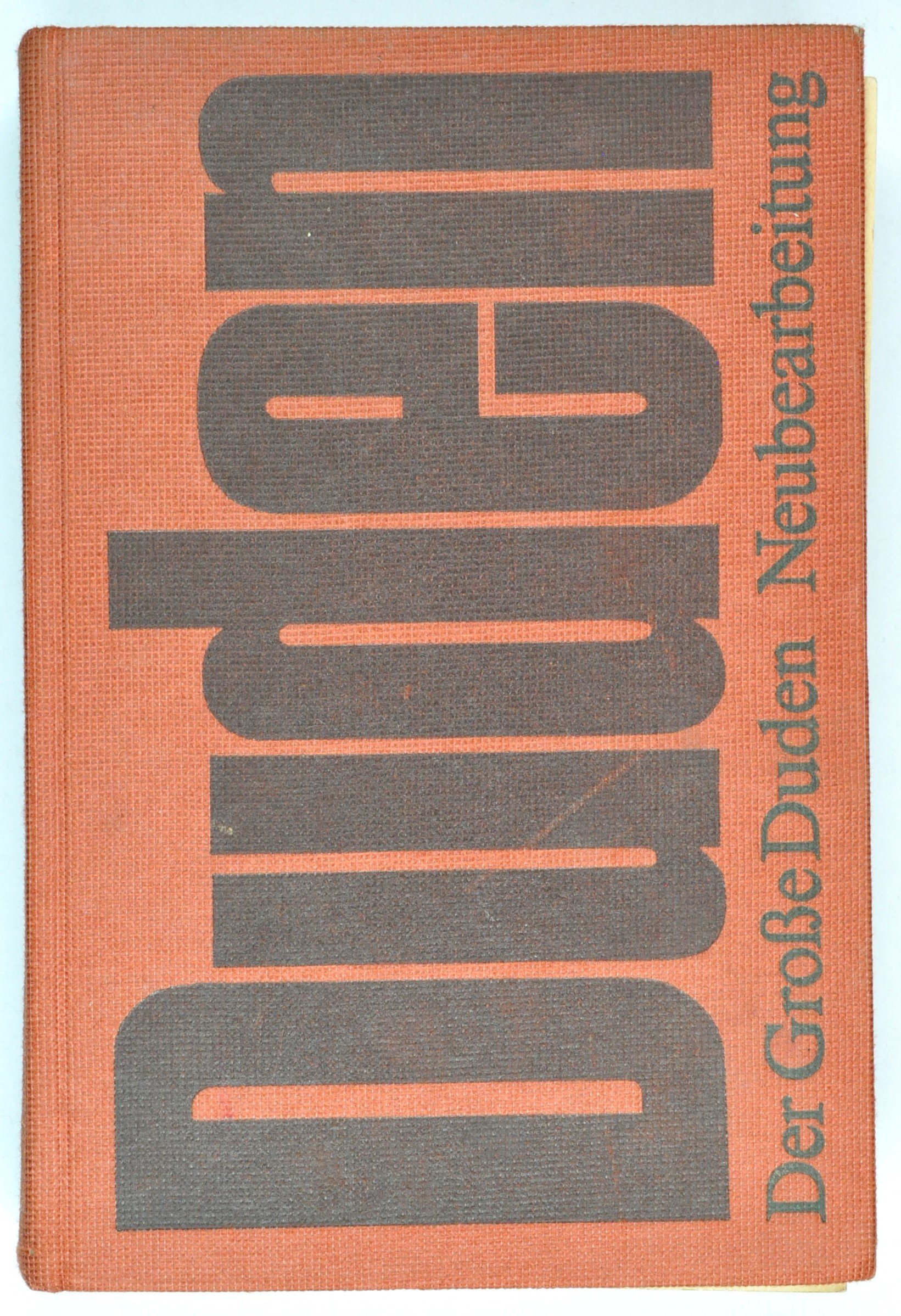 Buch: Der große Duden, 17., neu bearbeitete Auflage, Leipzig 1976 (DDR Geschichtsmuseum im Dokumentationszentrum Perleberg CC BY-SA)
