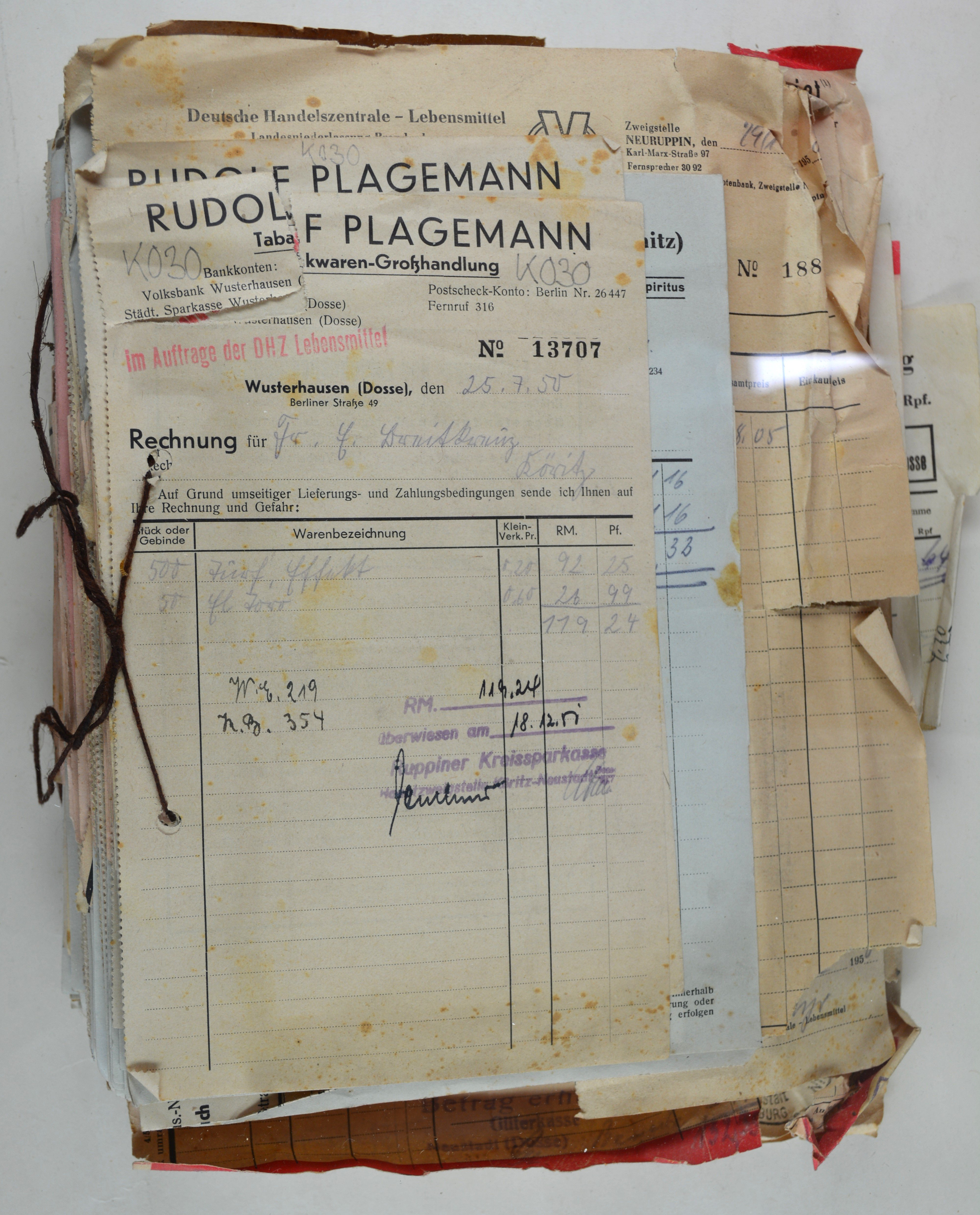 Rechnungen für Wilhelm und Else Breitkreuz aus dem Jahr 1950 (DDR Geschichtsmuseum im Dokumentationszentrum Perleberg CC BY-SA)