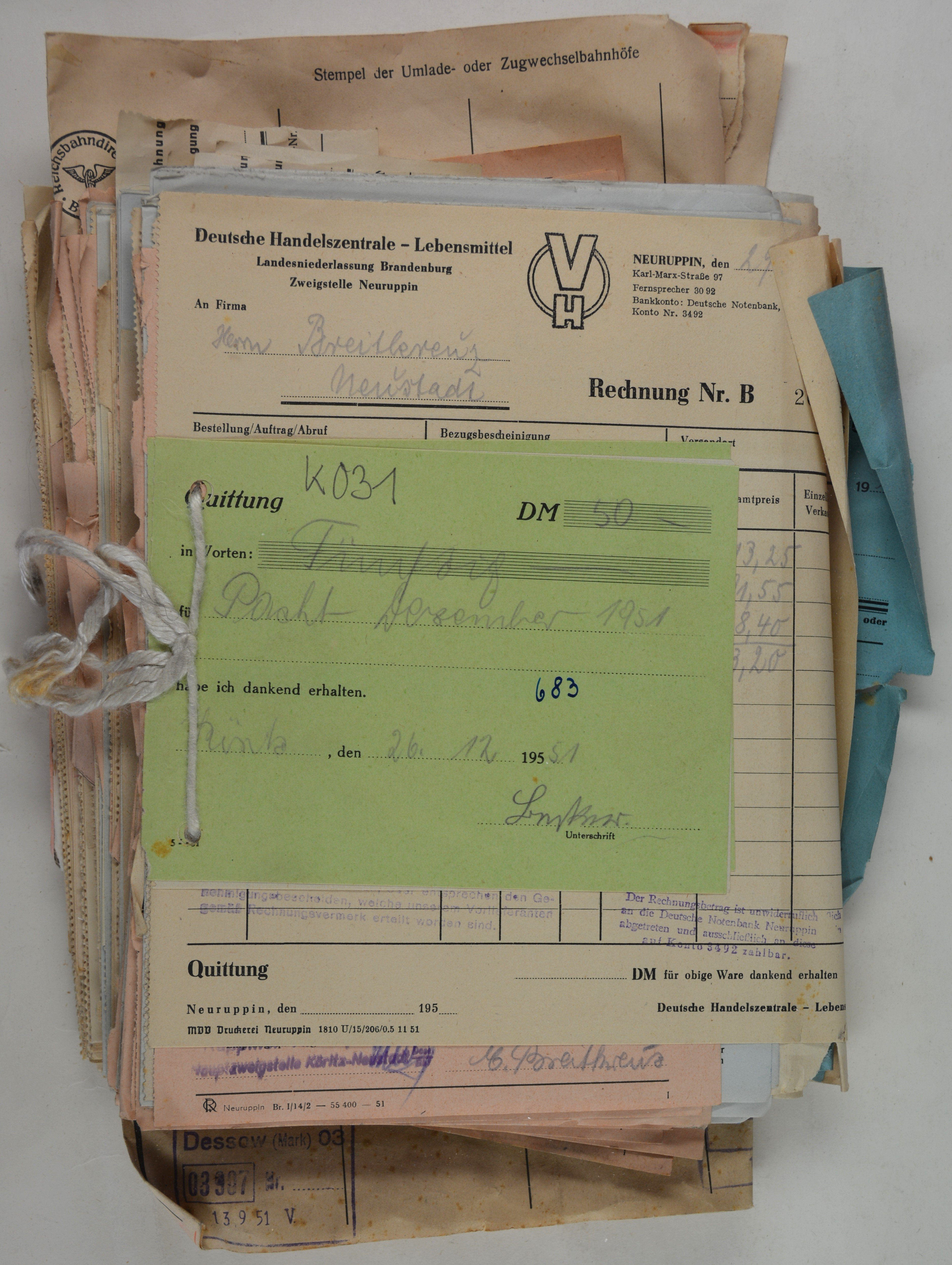 Rechnungen für Wilhelm und Else Breitkreuz aus dem Jahr 1951 (DDR Geschichtsmuseum im Dokumentationszentrum Perleberg CC BY-SA)