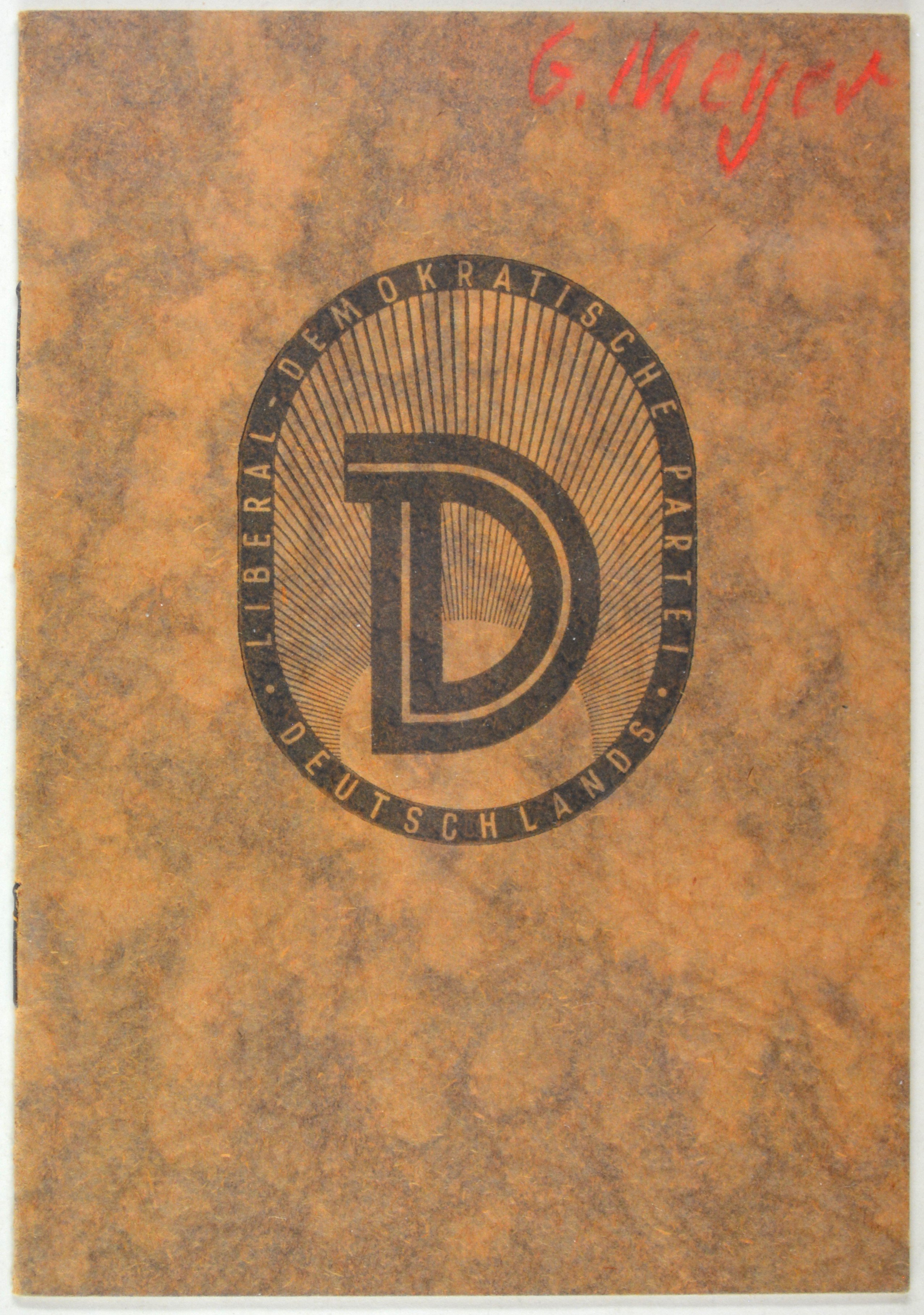 Mitgliedsausweis der Liberal-Demokratischen Partei Deutschlands (LDPD) (DDR Geschichtsmuseum im Dokumentationszentrum Perleberg CC BY-SA)