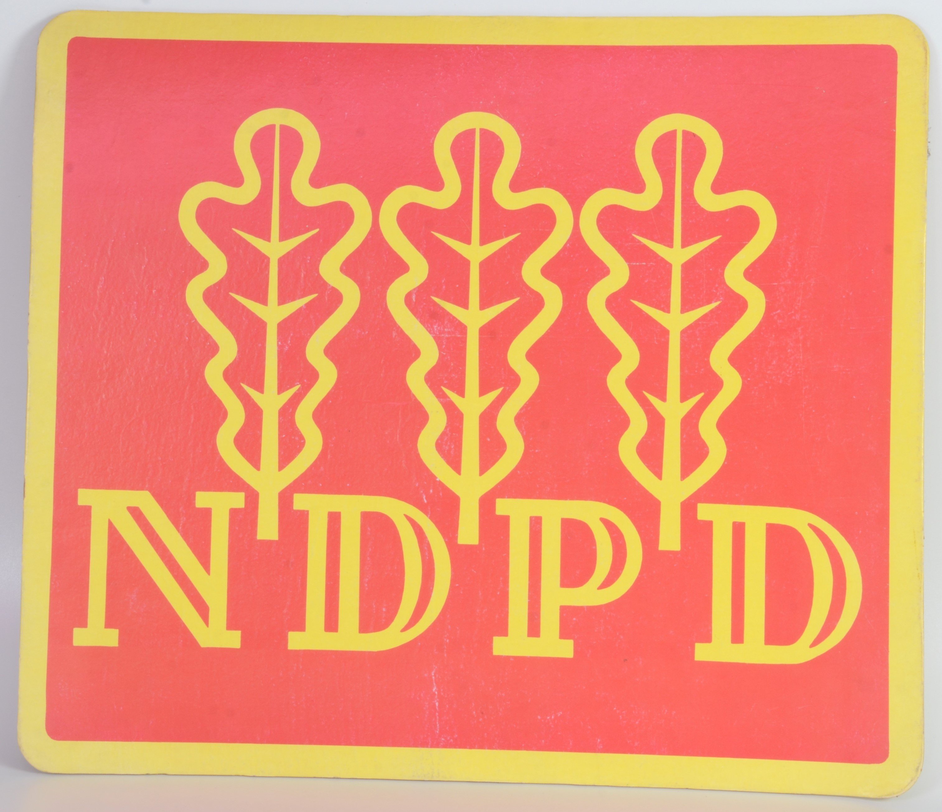 Aufsteller: National-Demokratische Partei Deutschlands (NDPD) (DDR Geschichtsmuseum im Dokumentationszentrum Perleberg CC BY-SA)