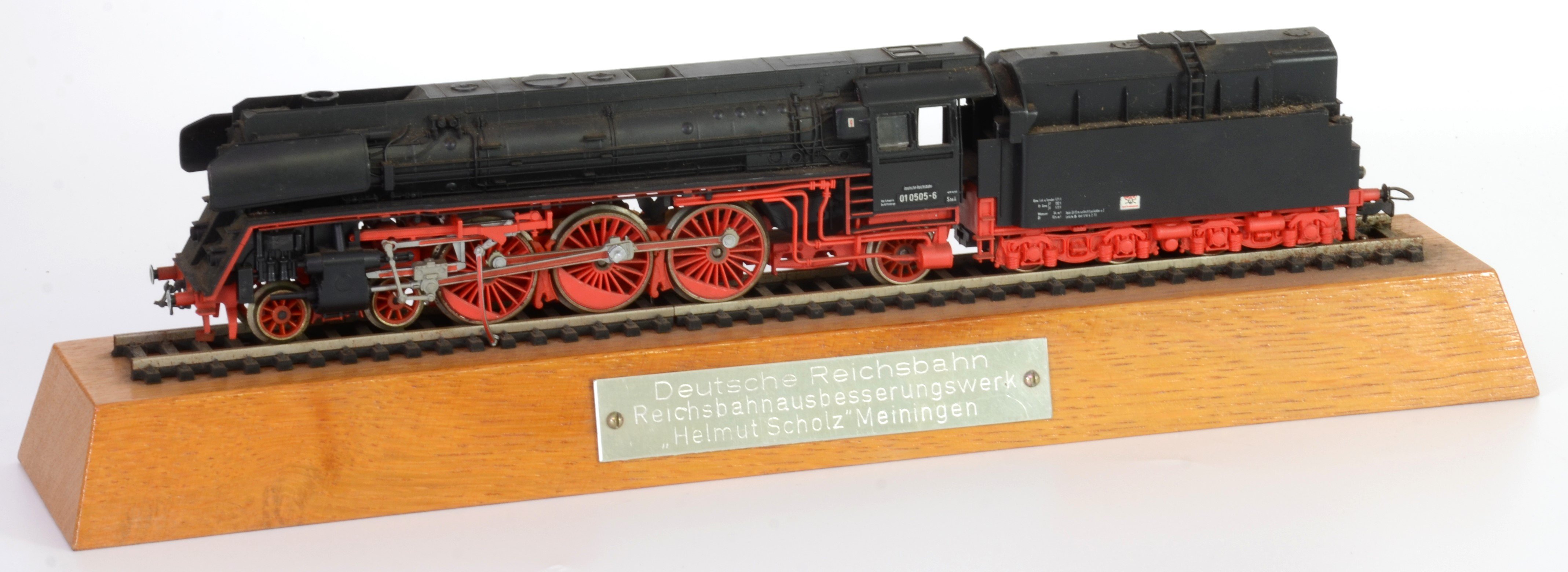 Eisenbahnmodell: Geschenk an Elly Winter-Pieck (DDR Geschichtsmuseum im Dokumentationszentrum Perleberg CC BY-SA)