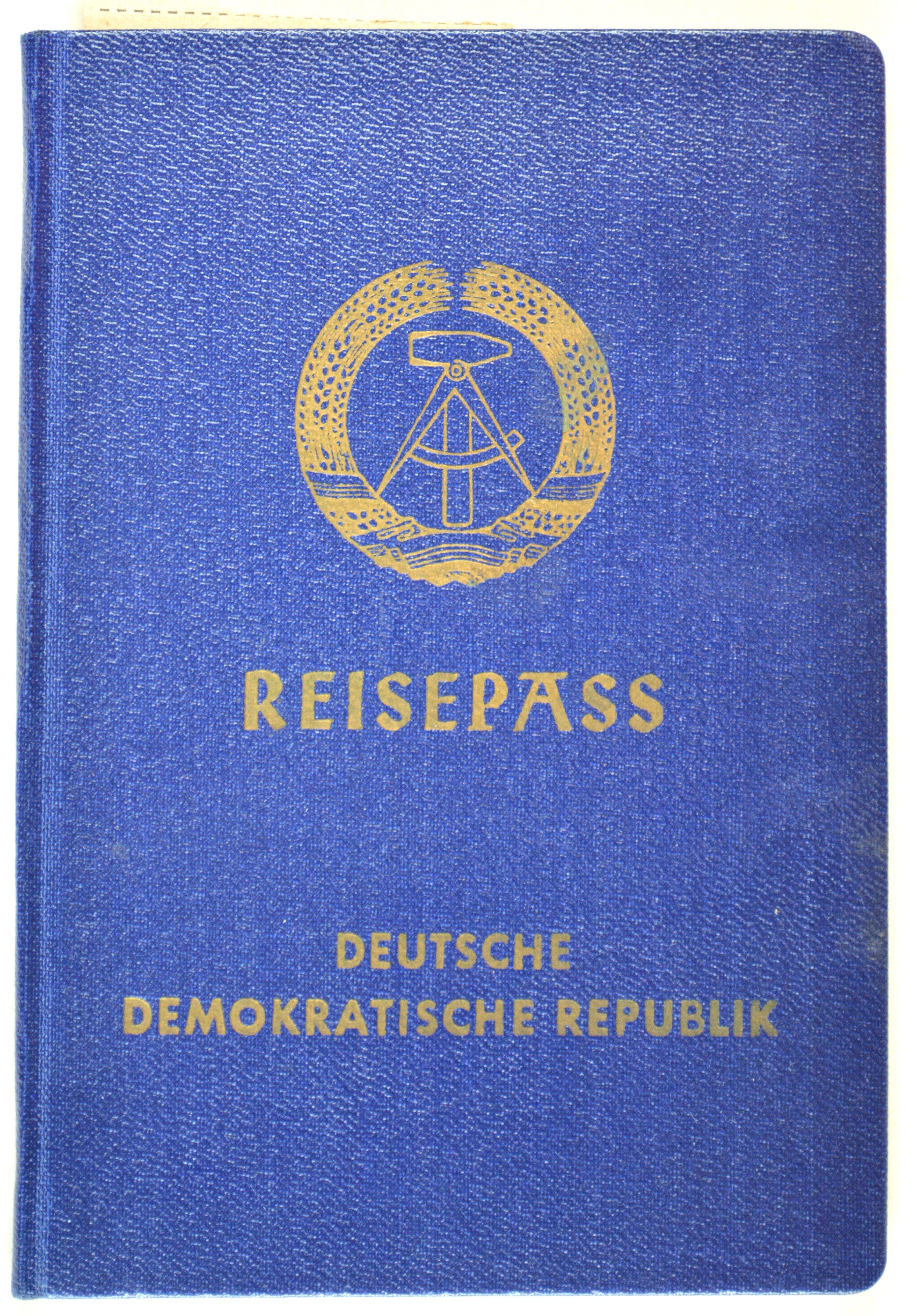 Reisepass der DDR von Gerhard Freimark (DDR Geschichtsmuseum im Dokumentationszentrum Perleberg CC BY-SA)