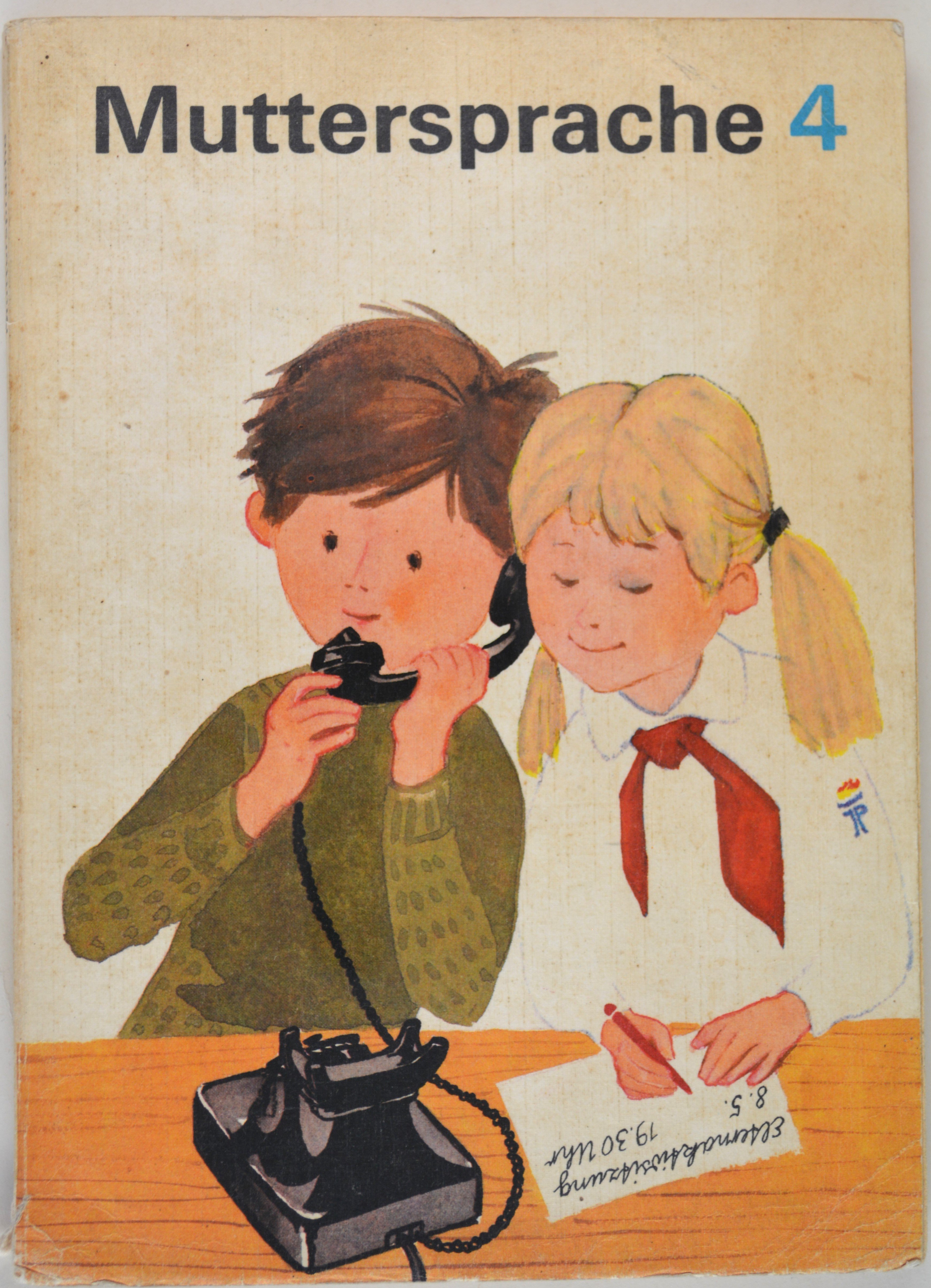 Buch: Schulbuch "Muttersprache 4" (DDR Geschichtsmuseum im Dokumentationszentrum Perleberg CC BY-SA)