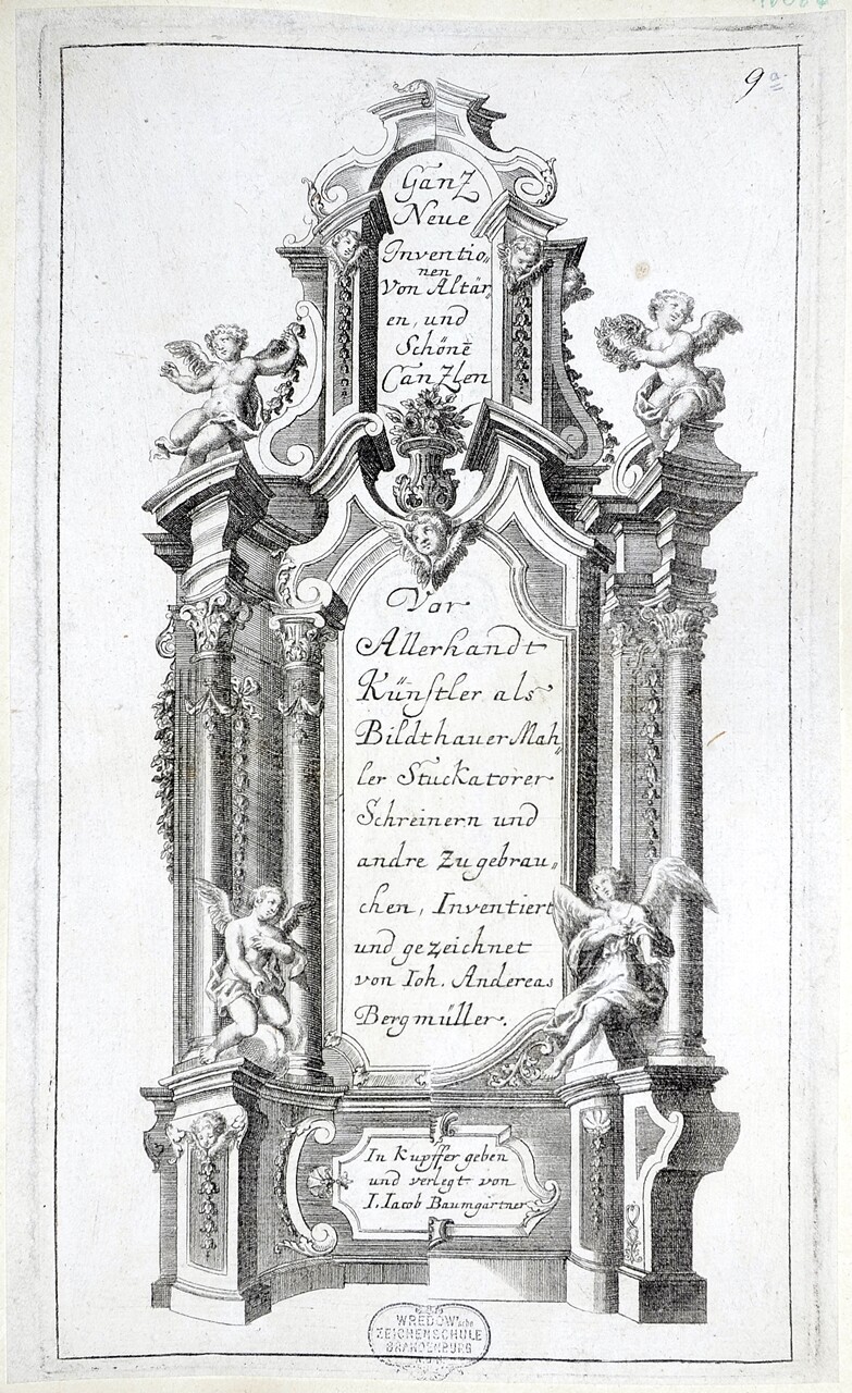 Verzierter Altar mit Säulen, Engeln, Girlanden, Titelblatt (Stiftung Wredowsche Zeichenschule Brandenburg/Havel CC BY-NC-SA)
