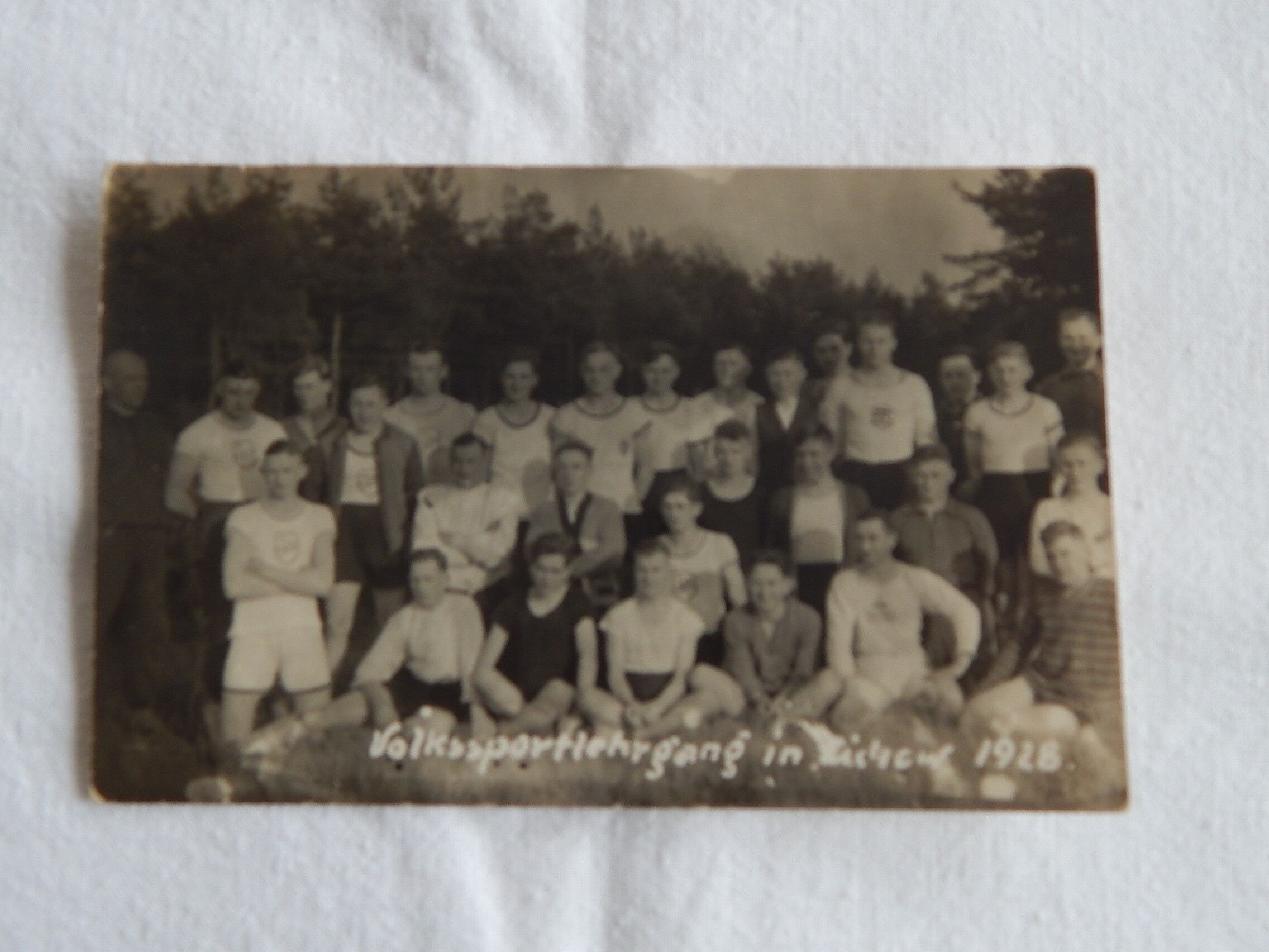 Fotografie " Volkssportlehrgang in Eichow 1928" (Heimatmuseum Dissen CC BY-NC-SA)