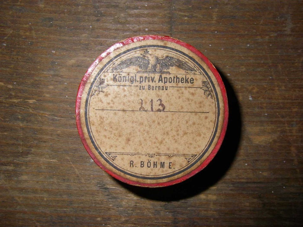 Medikamentendöschen (Museum Eberswalde CC BY-NC-SA)