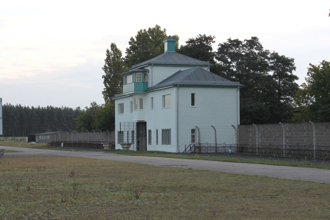 &quot;Turm A&quot; nach der denkmalsgerechten Sanierung (2011)  (Gedenkstätte und Museum Sachsenhausen CC BY-NC-SA)