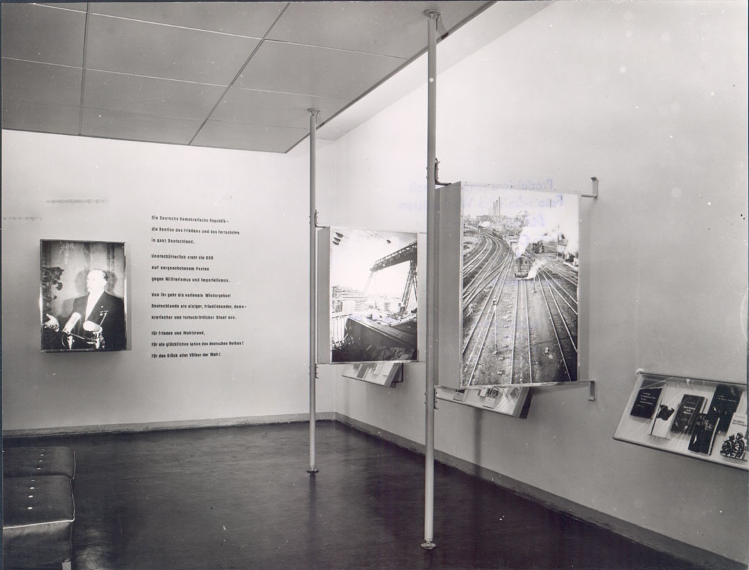Letzter Raum des &quot;Lagermuseums&quot; (1961) (Gedenkstätte und Museum Sachsenhausen CC BY-NC-SA)
