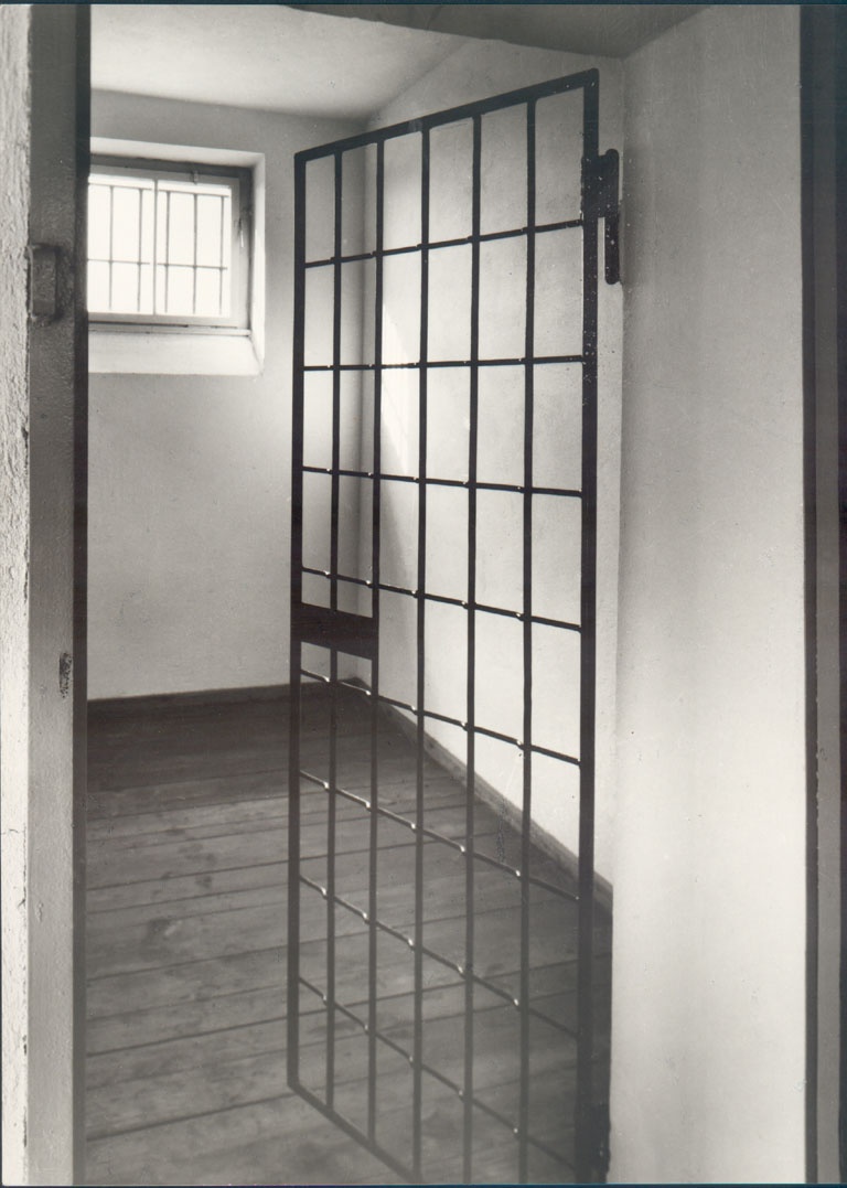 Zelle im Zellenbau (1961) (Gedenkstätte und Museum Sachsenhausen CC BY-NC-SA)
