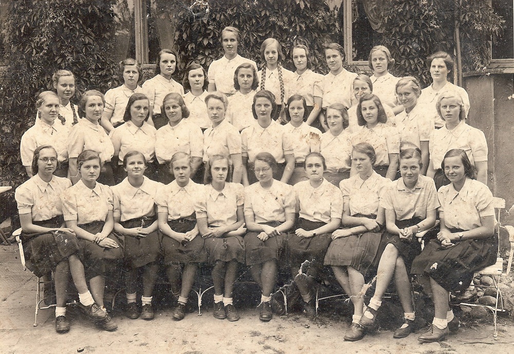 Abschlussjahrgang 1944 (Museum Kloster Stift zum Heiligengrabe CC BY-NC-SA)