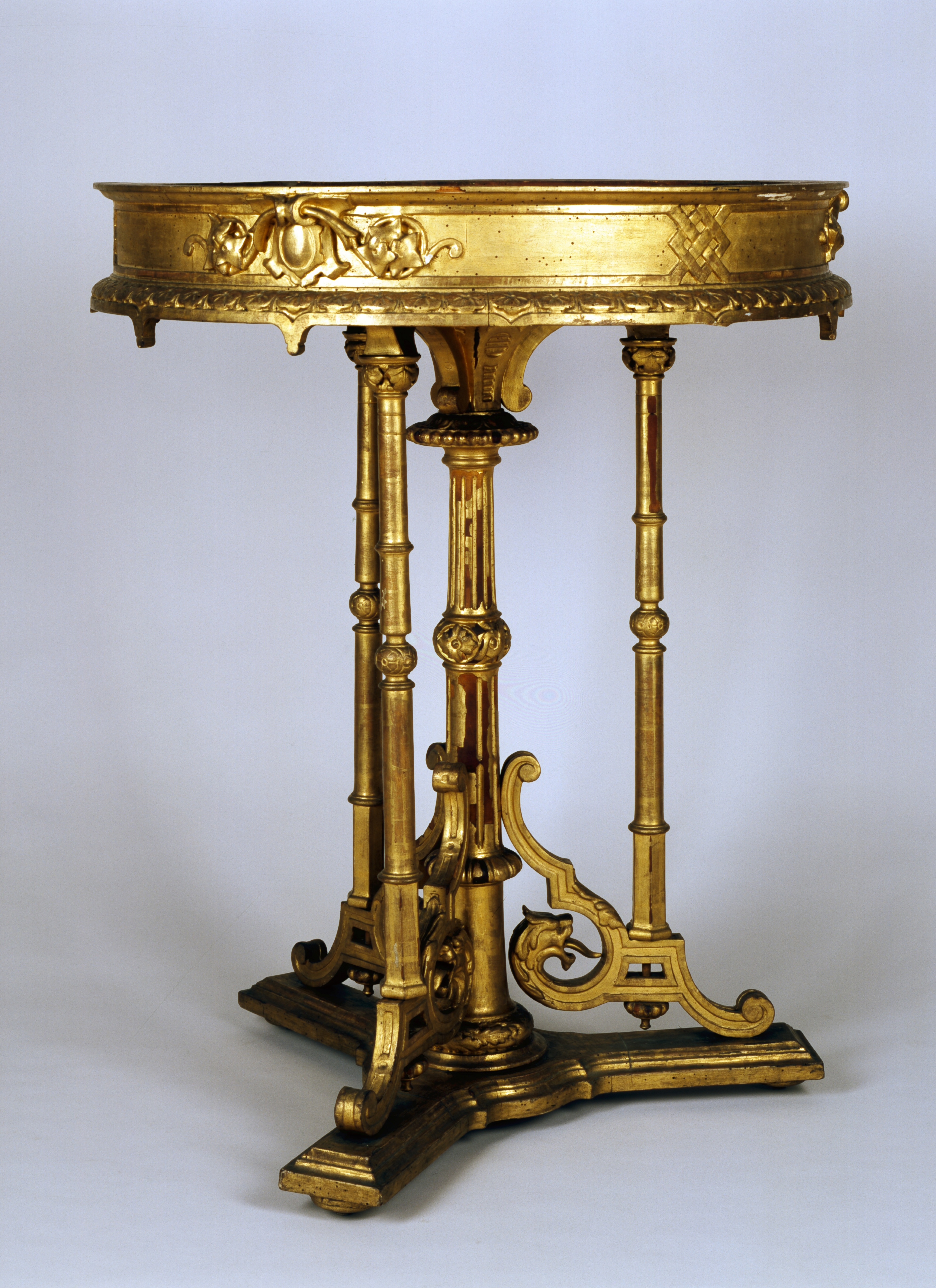 Rundes Tischgestell, IV 1729. (Stiftung Preußische Schlösser und Gärten Berlin-Brandenburg CC BY-NC-SA)