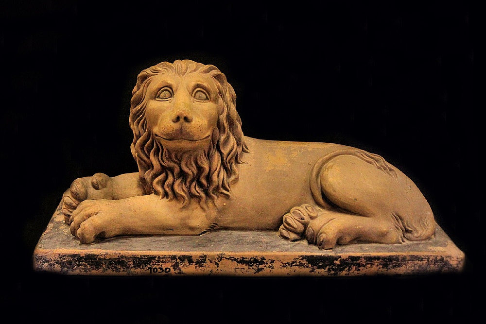 Löwe (Ofen- und Keramikmuseum Velten CC BY-NC-SA)