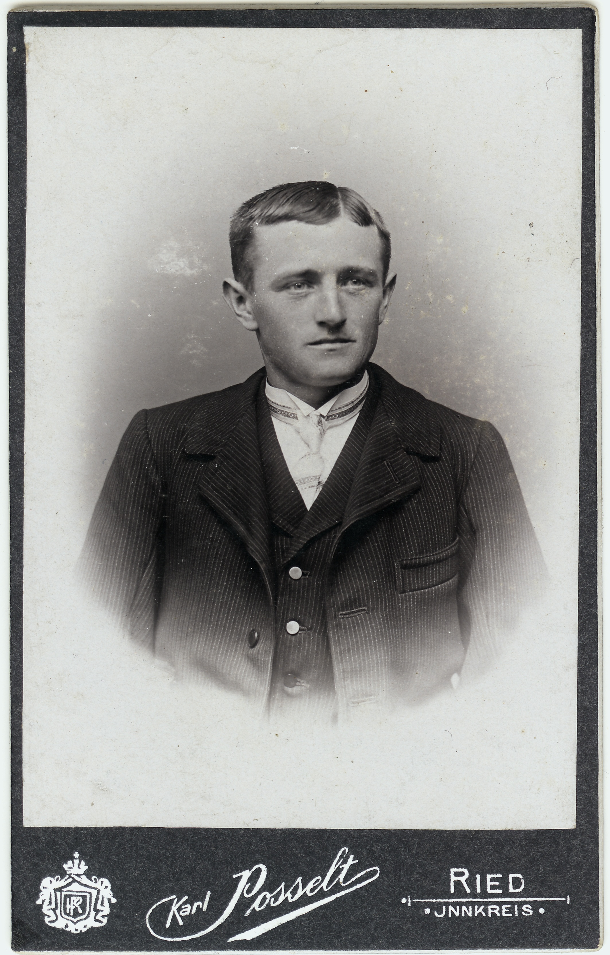 Mann 1906 (Fotosammlung Stefan Rohde-Enslin CC BY-NC-SA)