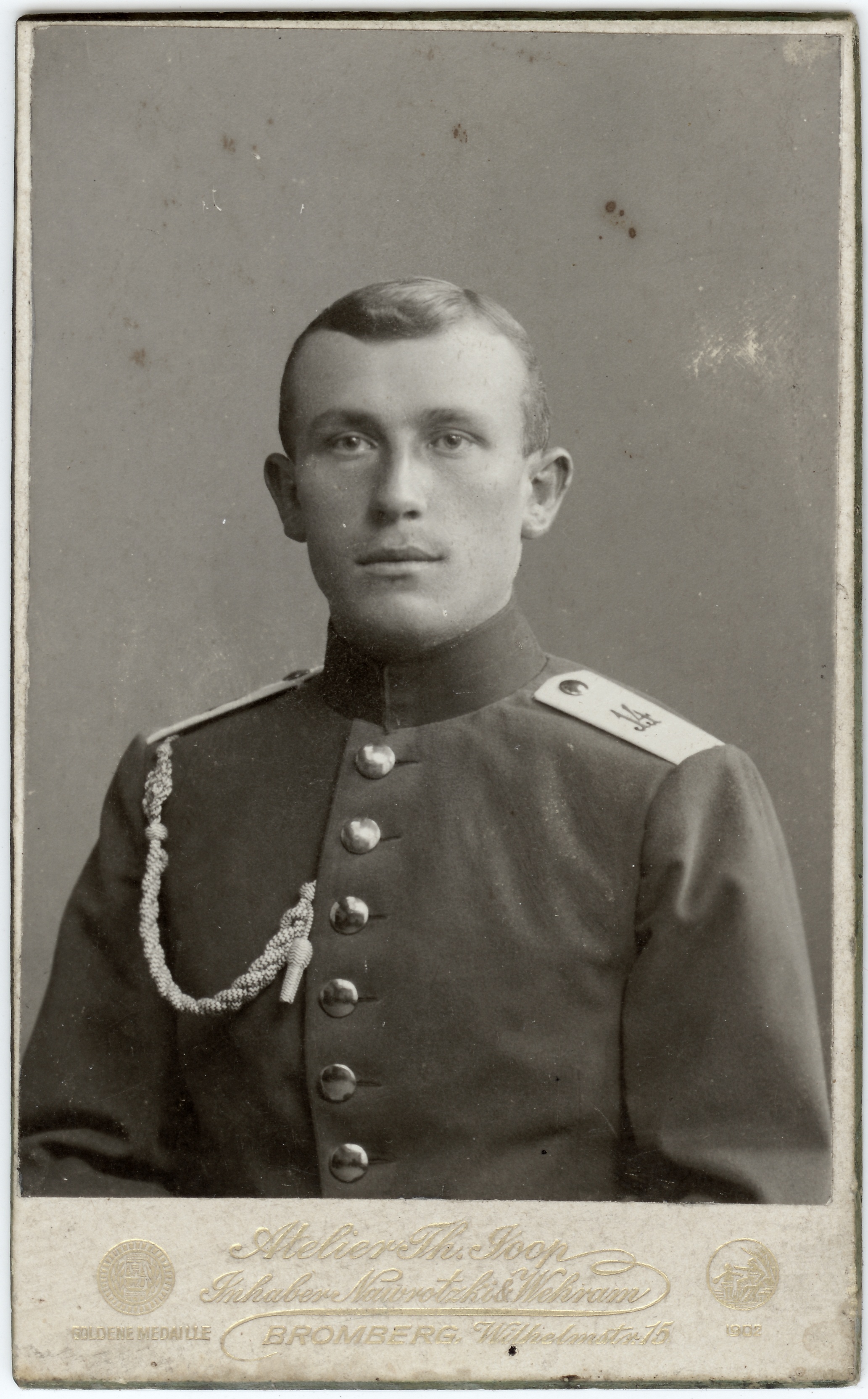 Soldat mit Kordel (1) (SaHiFo Public Domain Mark)