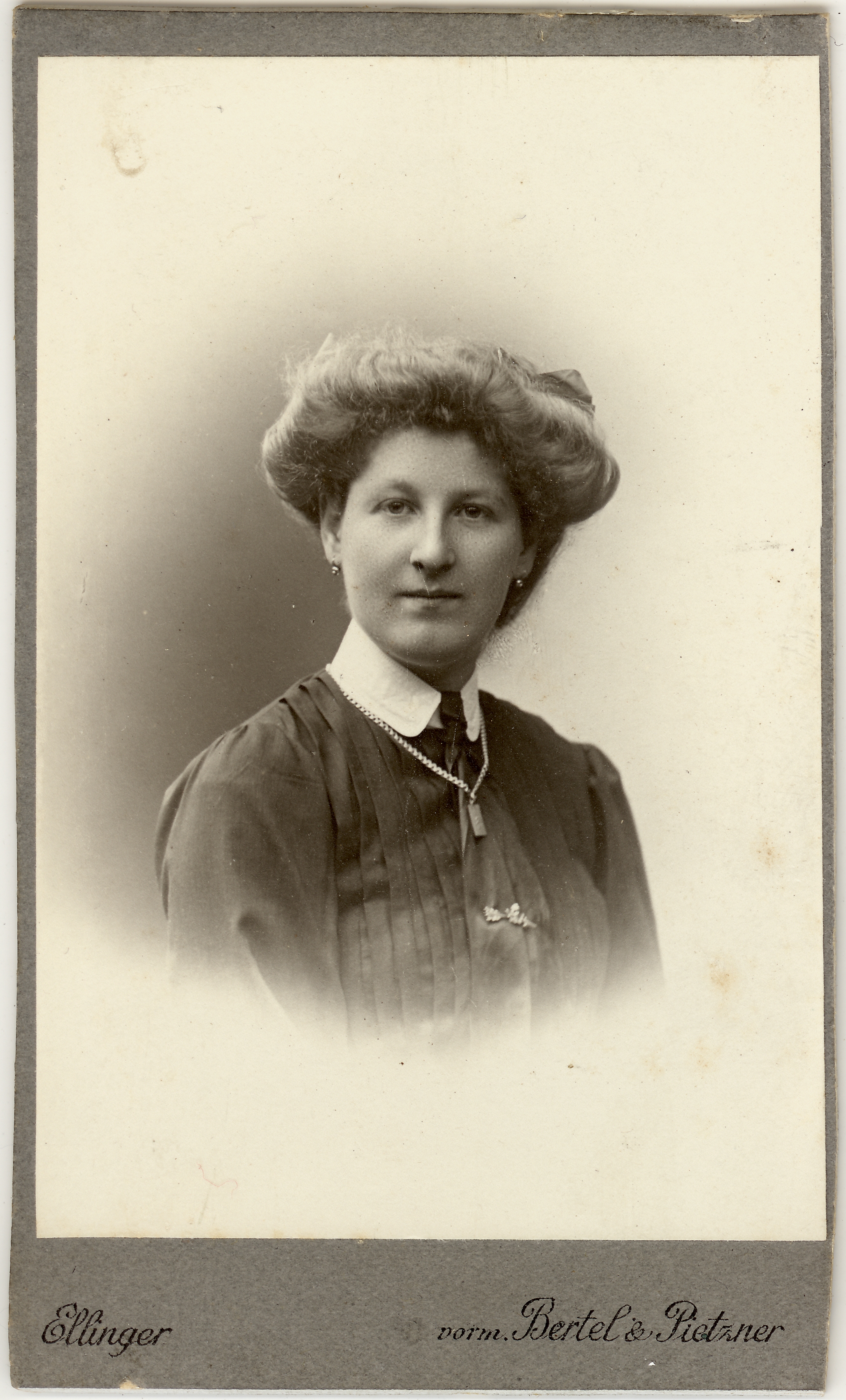 Luise Reitter 1910 (Fotosammlung Stefan Rohde-Enslin CC BY-NC-SA)