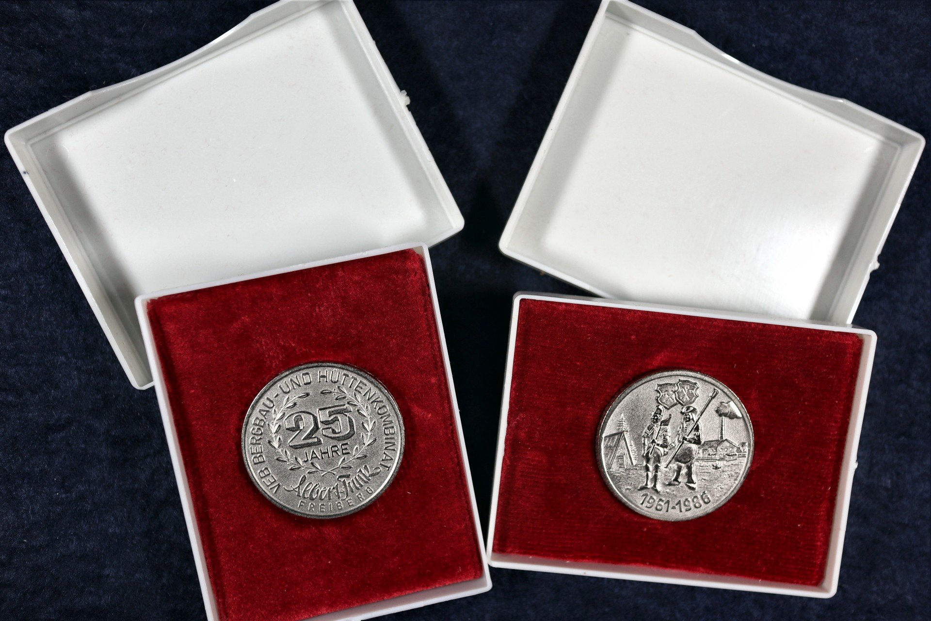 Medaille "25 Jahre BHKF 1961-1986" (Saxonia-Freiberg-Stiftung CC BY-NC-SA)