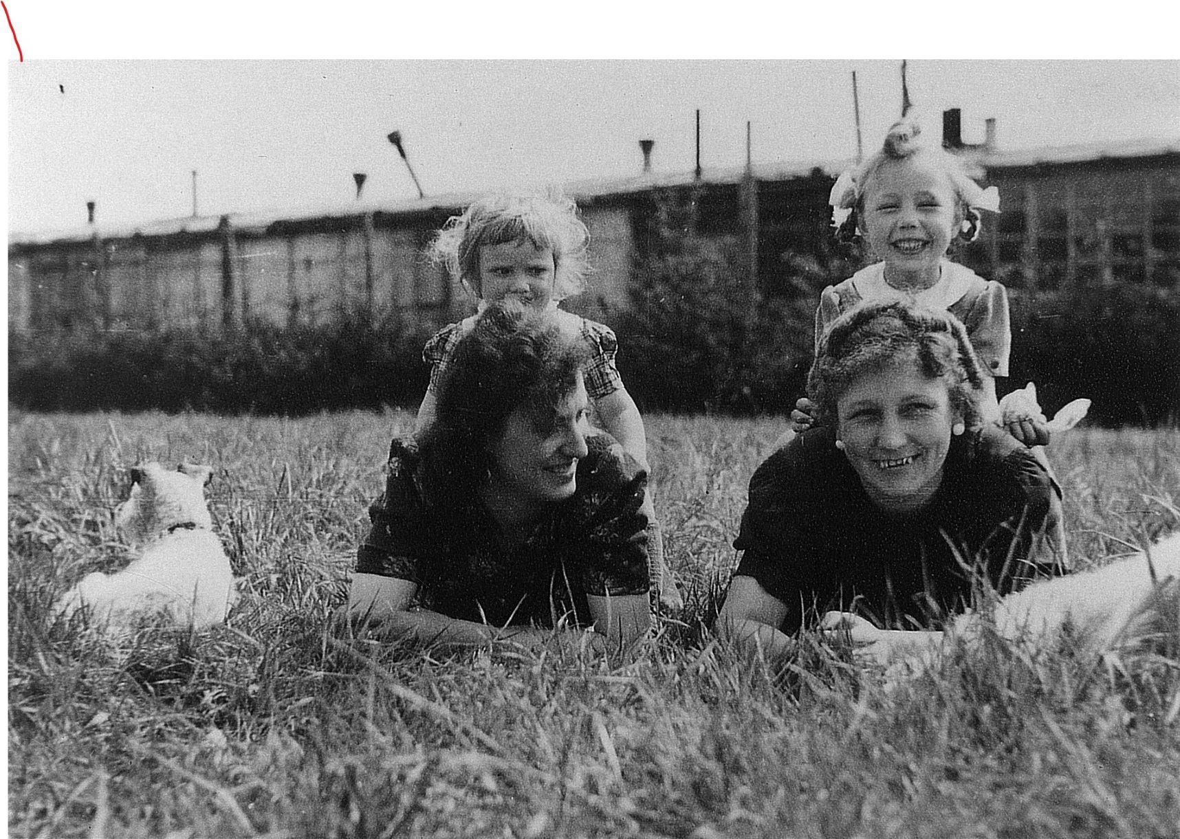 Familienidylle (Gedenkstätte Gestapo-Lager Neue Bremm CC BY-NC-SA)
