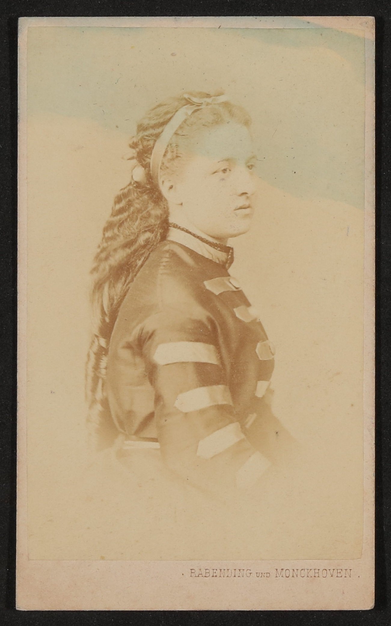 Portrait einer jungen Frau mit langen Haaren (Freies Deutsches Hochstift / Frankfurter Goethe-Museum CC BY-NC-SA)