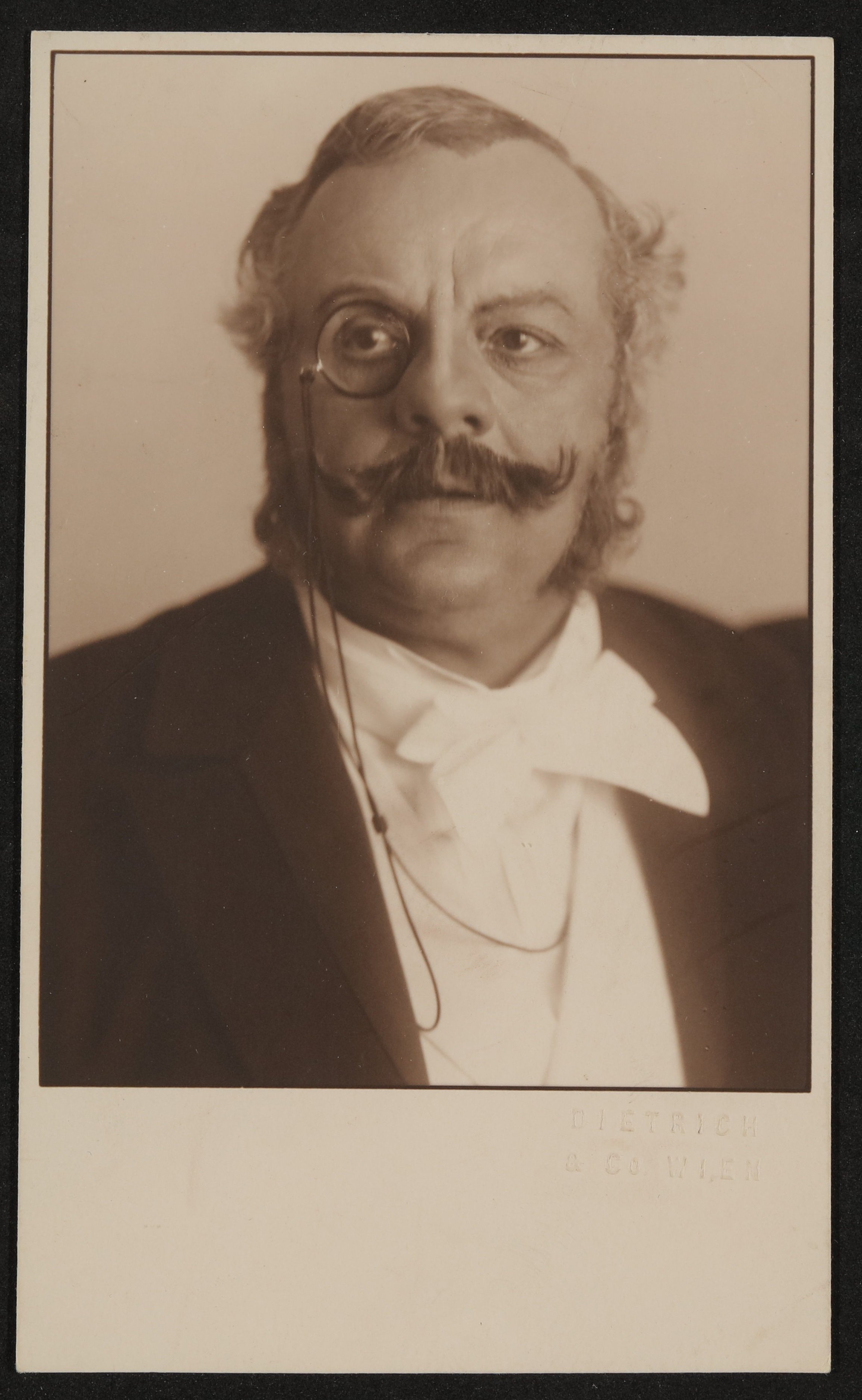 Portrait von Richard Mayr mit Monokel (Freies Deutsches Hochstift / Frankfurter Goethe-Museum CC BY-NC-SA)